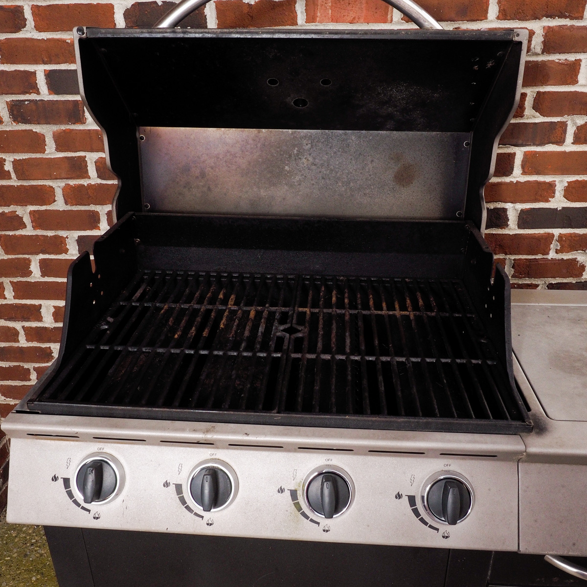Master Forge Gas Grill