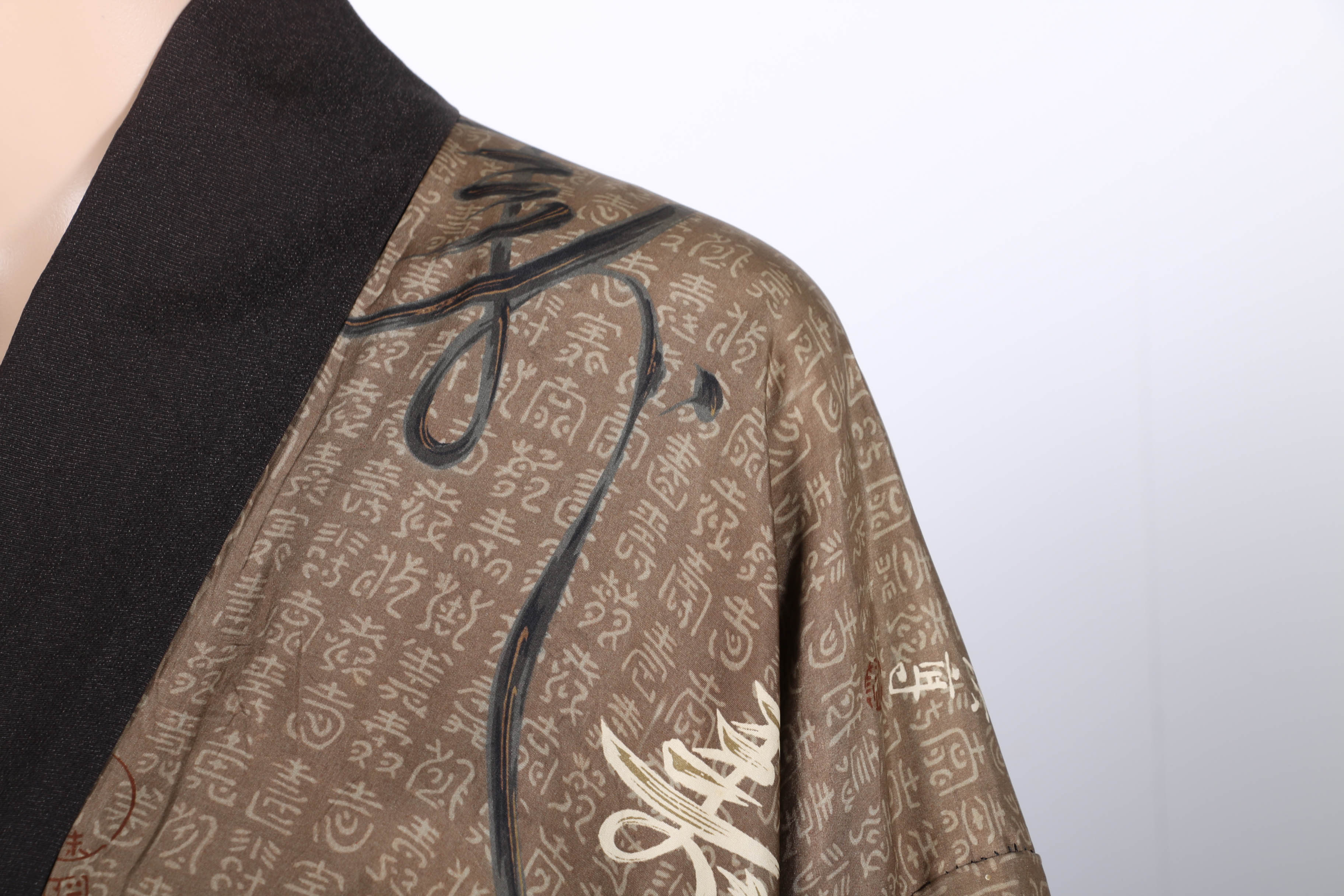 Calligraphy Patterned Haori Style Robe