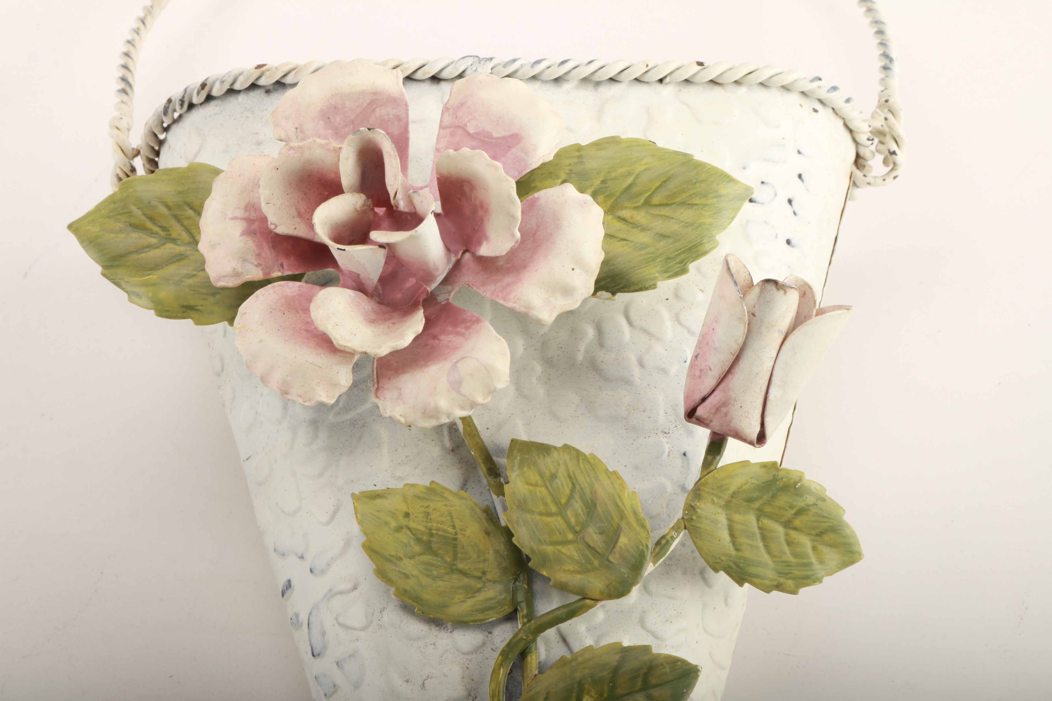 Metal Wall Hanging Sign and Planters