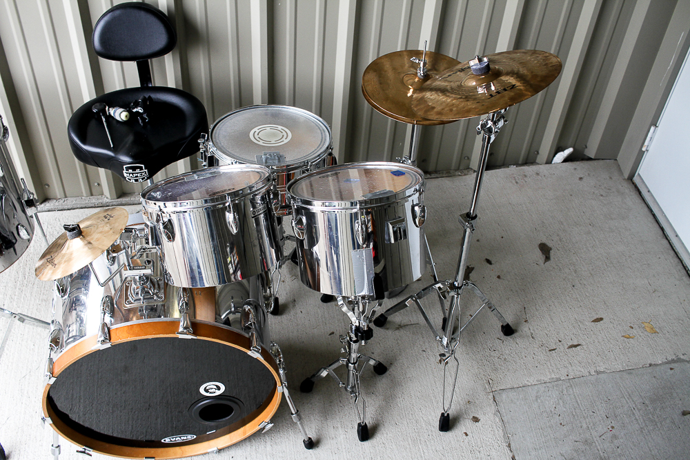 Yamaha Drum Set With Accessories Including Drum Heads