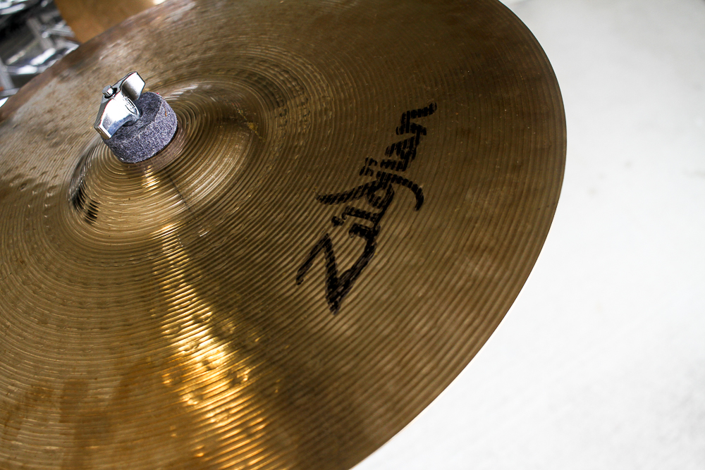 Yamaha Drum Set With Accessories Including Drum Heads