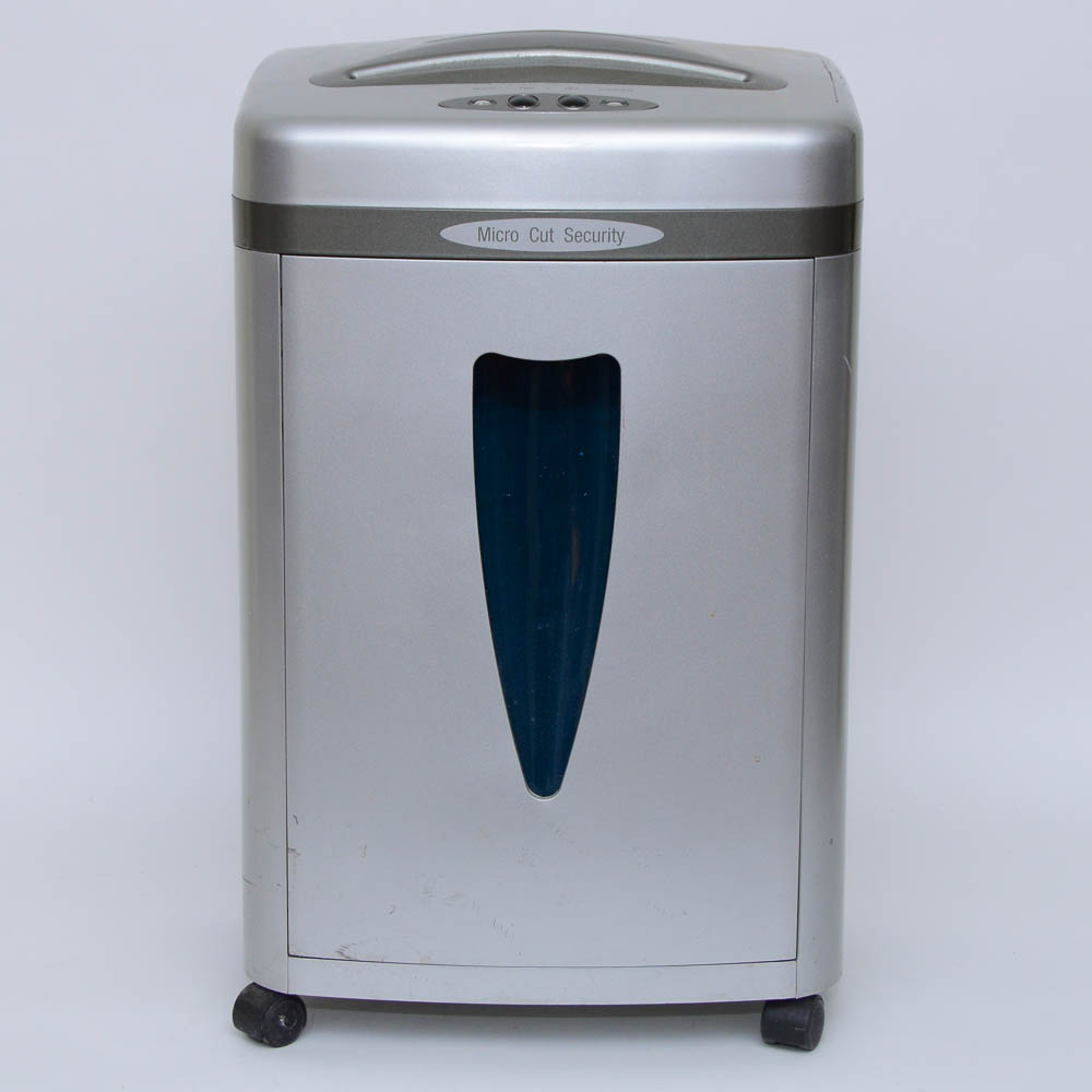 Staples Paper Shredder