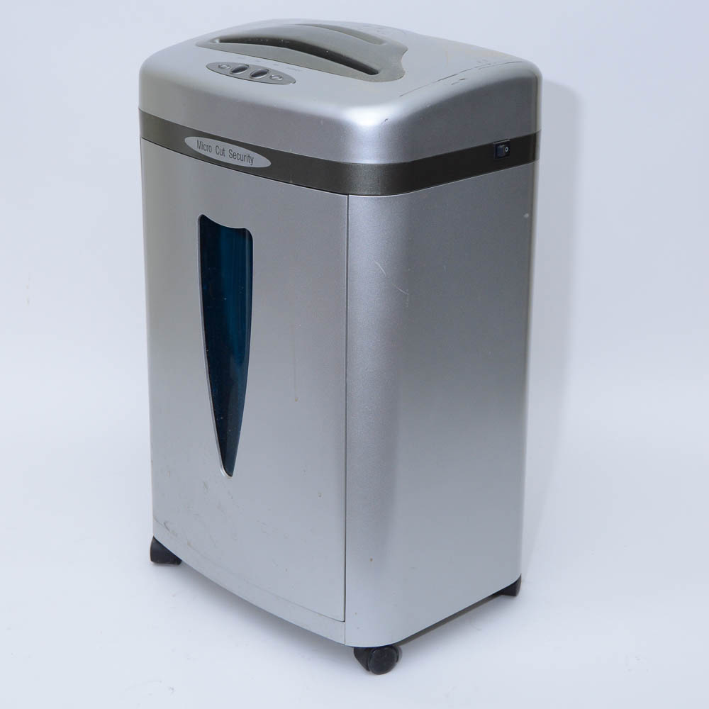 Staples Paper Shredder