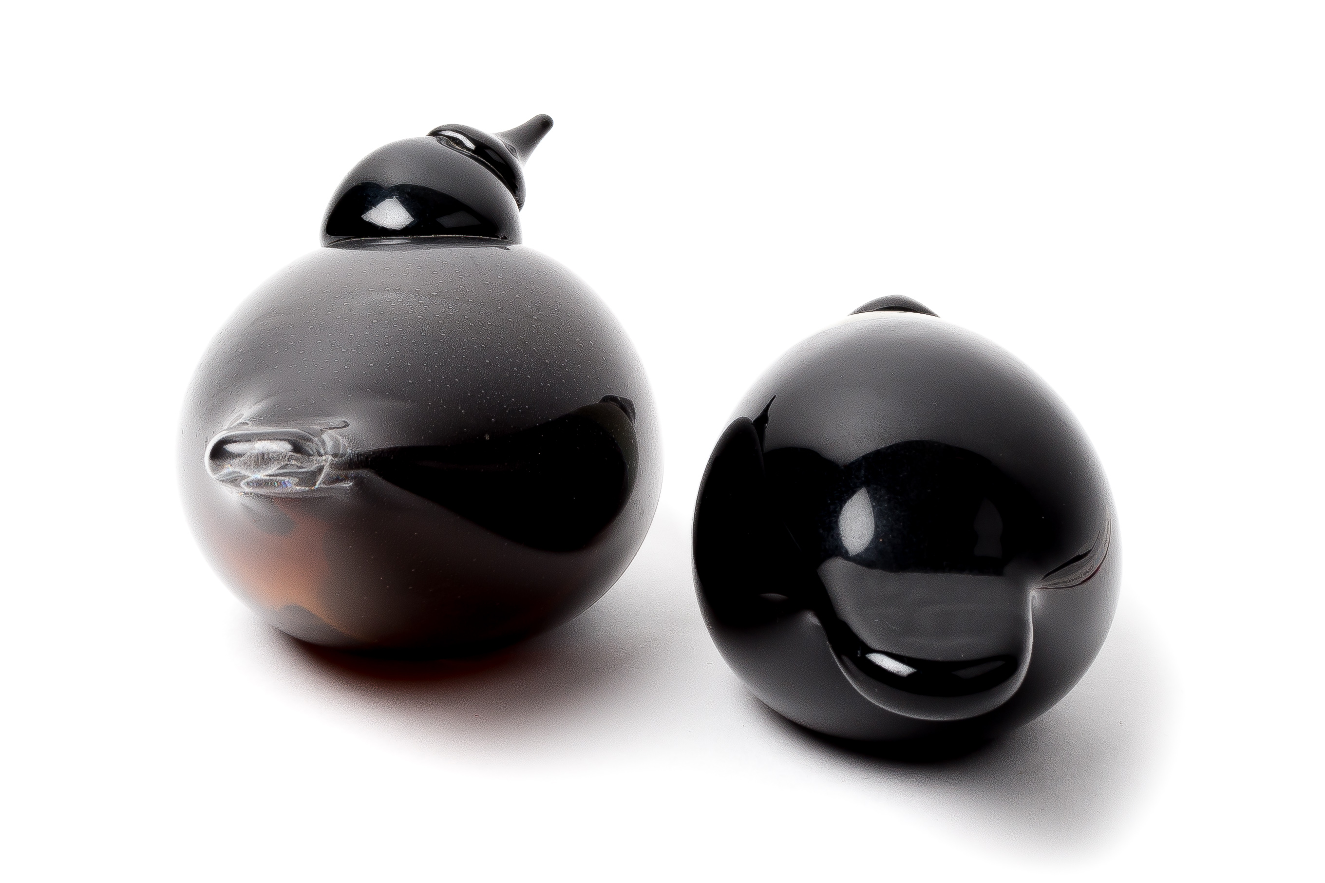 Oiva Toikka Signed Iittala Glass Bird Figurines and Oiva Toikka Book