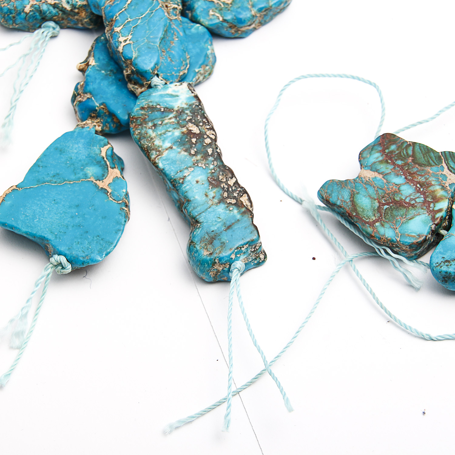 Synthetic Turquoise Rough Stones and Beads