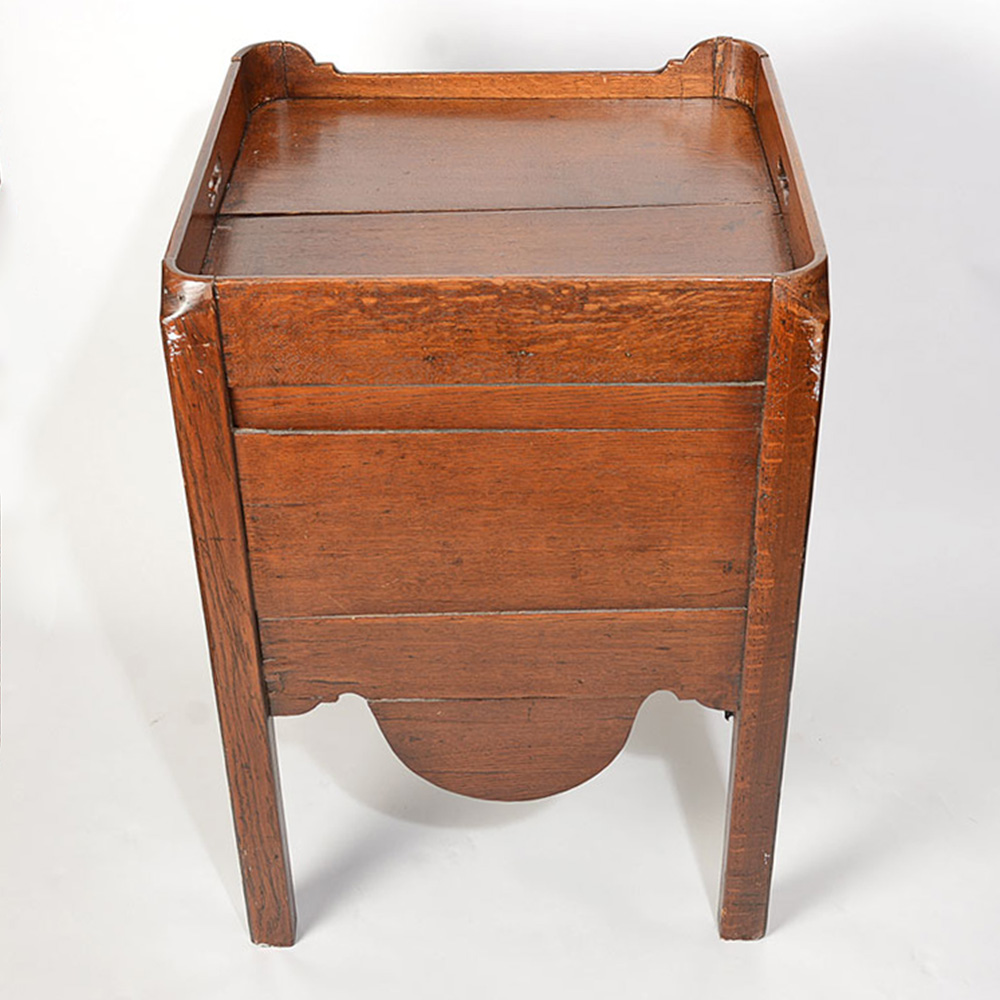 Late 18th Century George III Commode Stand