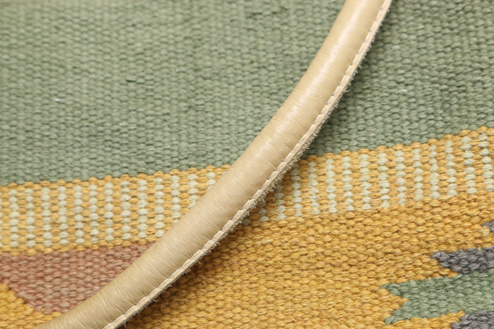 Women's Heavy Weave Carpet Bag