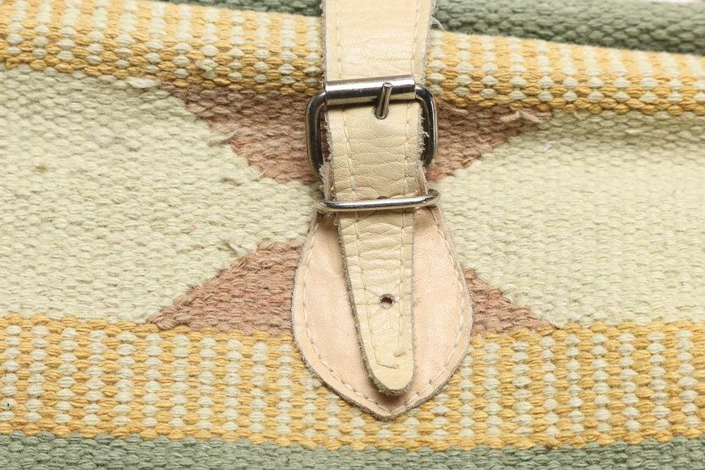 Women's Heavy Weave Carpet Bag