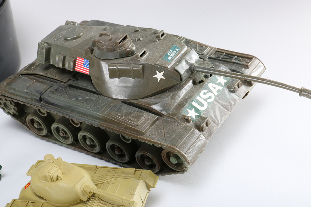 Vintage Plastic Army Toys
