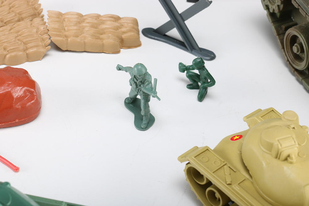 Vintage Plastic Army Toys