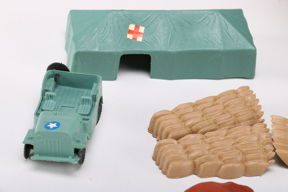 Vintage Plastic Army Toys