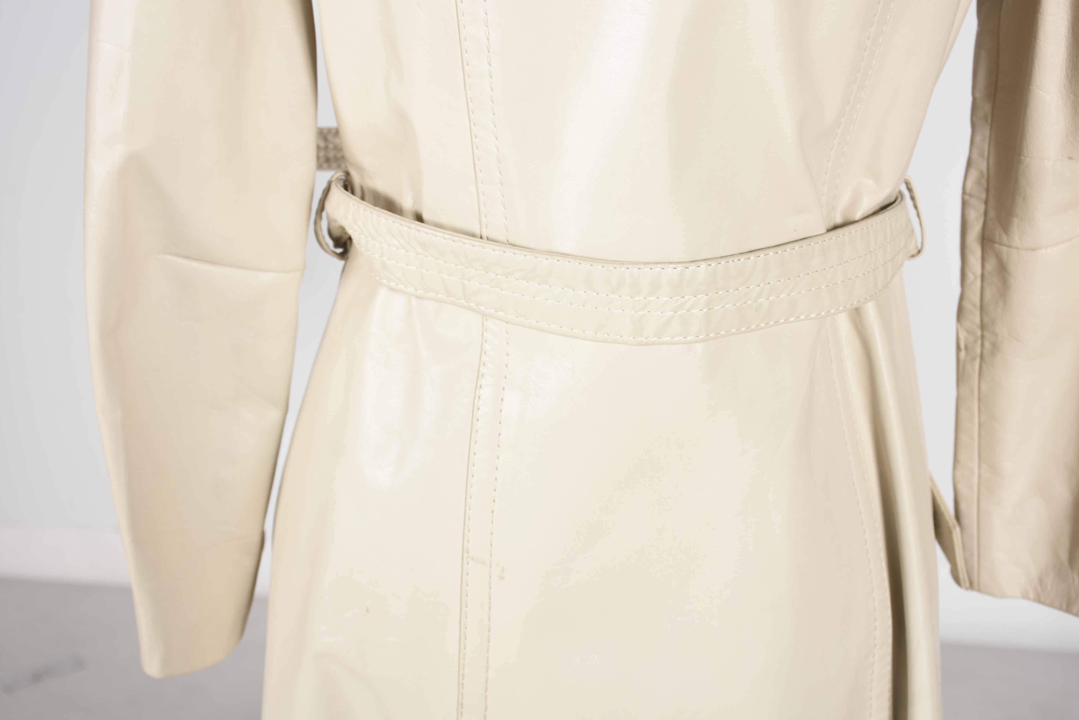 1970s Suburban Heritage Women's Leather Trench Coat