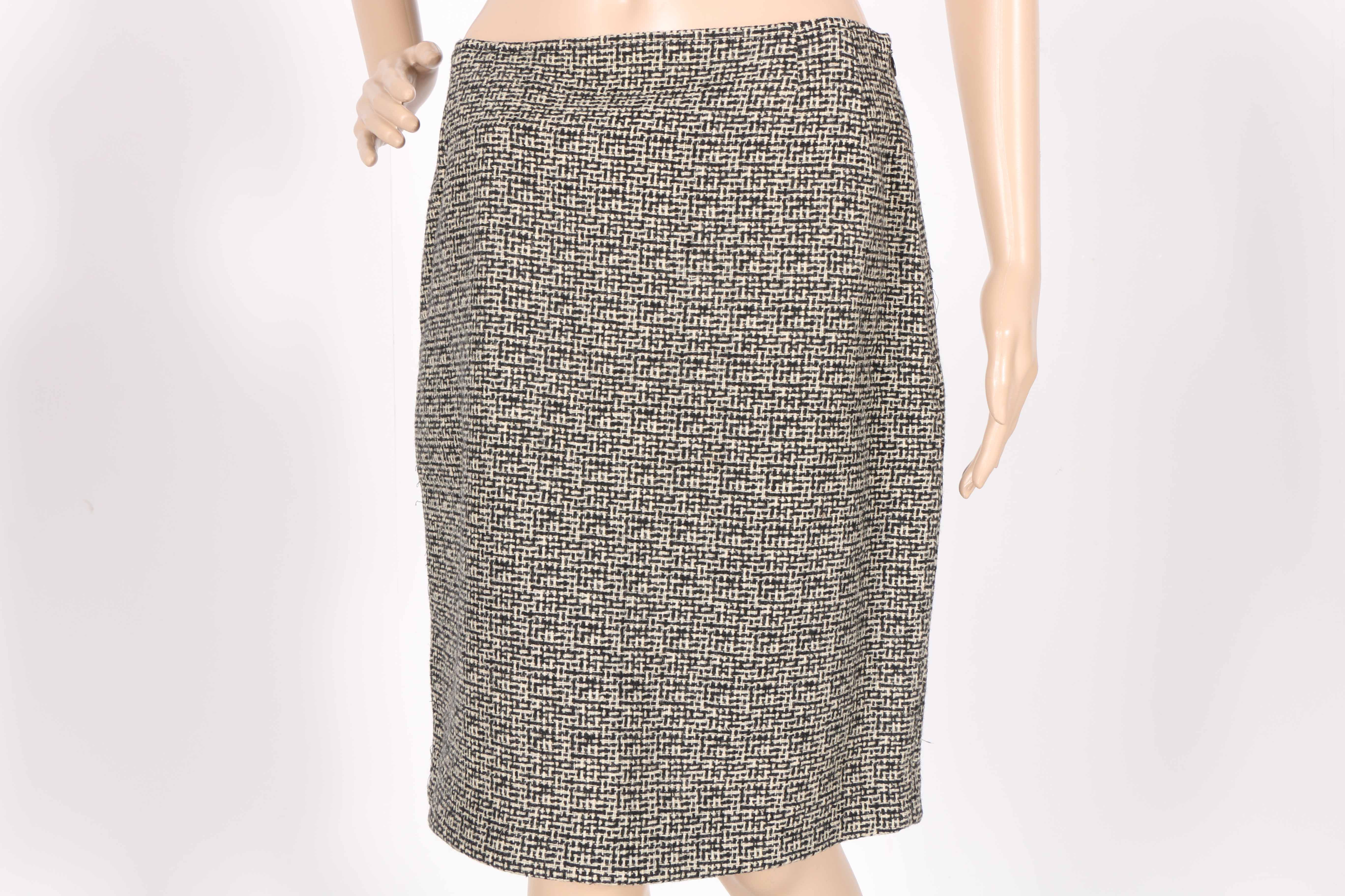 Phyllis Wool Suit with Skirt and Scarf