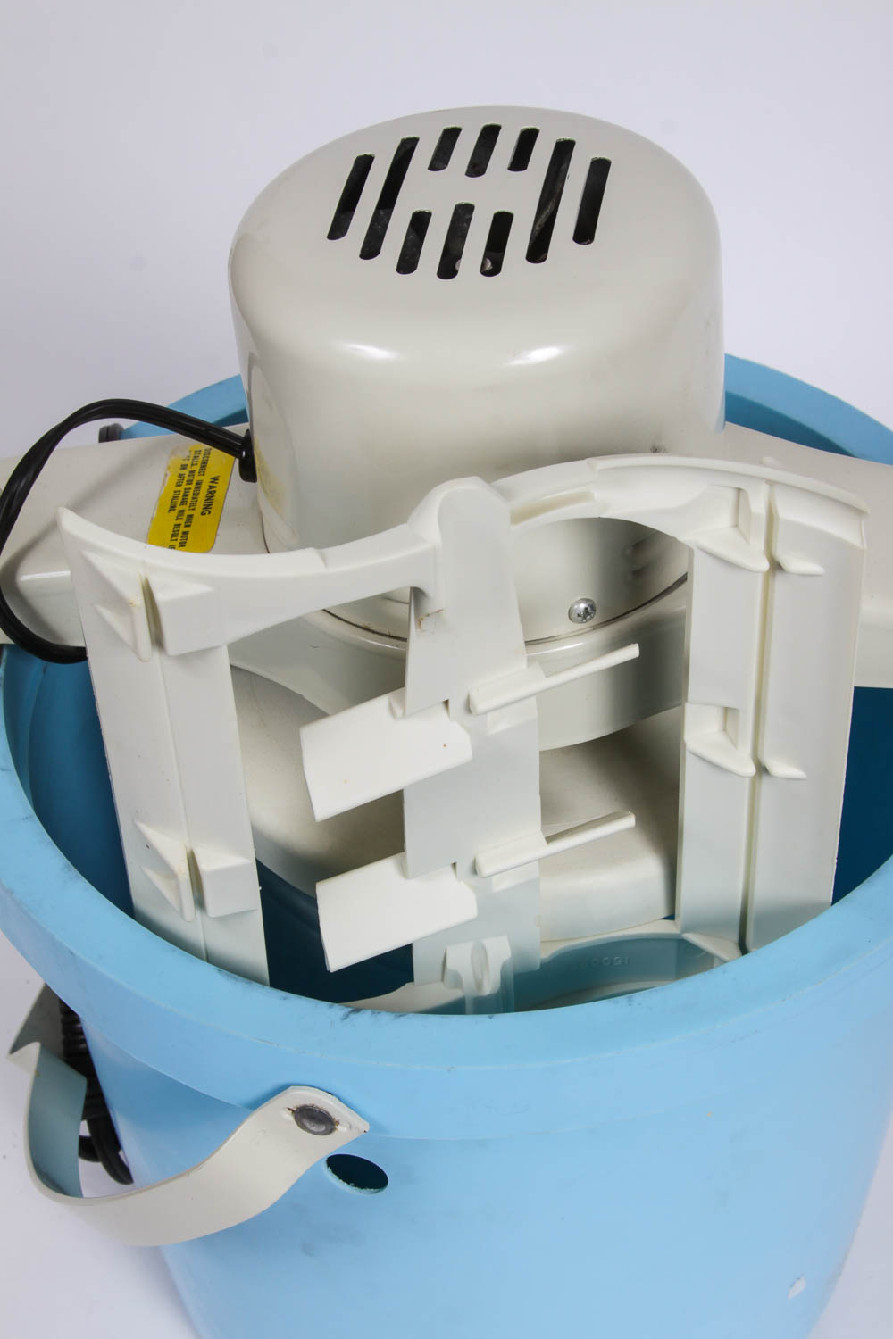 Circa 1960s to 1970s Proctor-Silex Ice Cream Maker