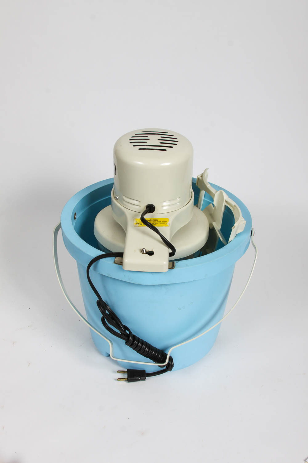 Circa 1960s to 1970s Proctor-Silex Ice Cream Maker
