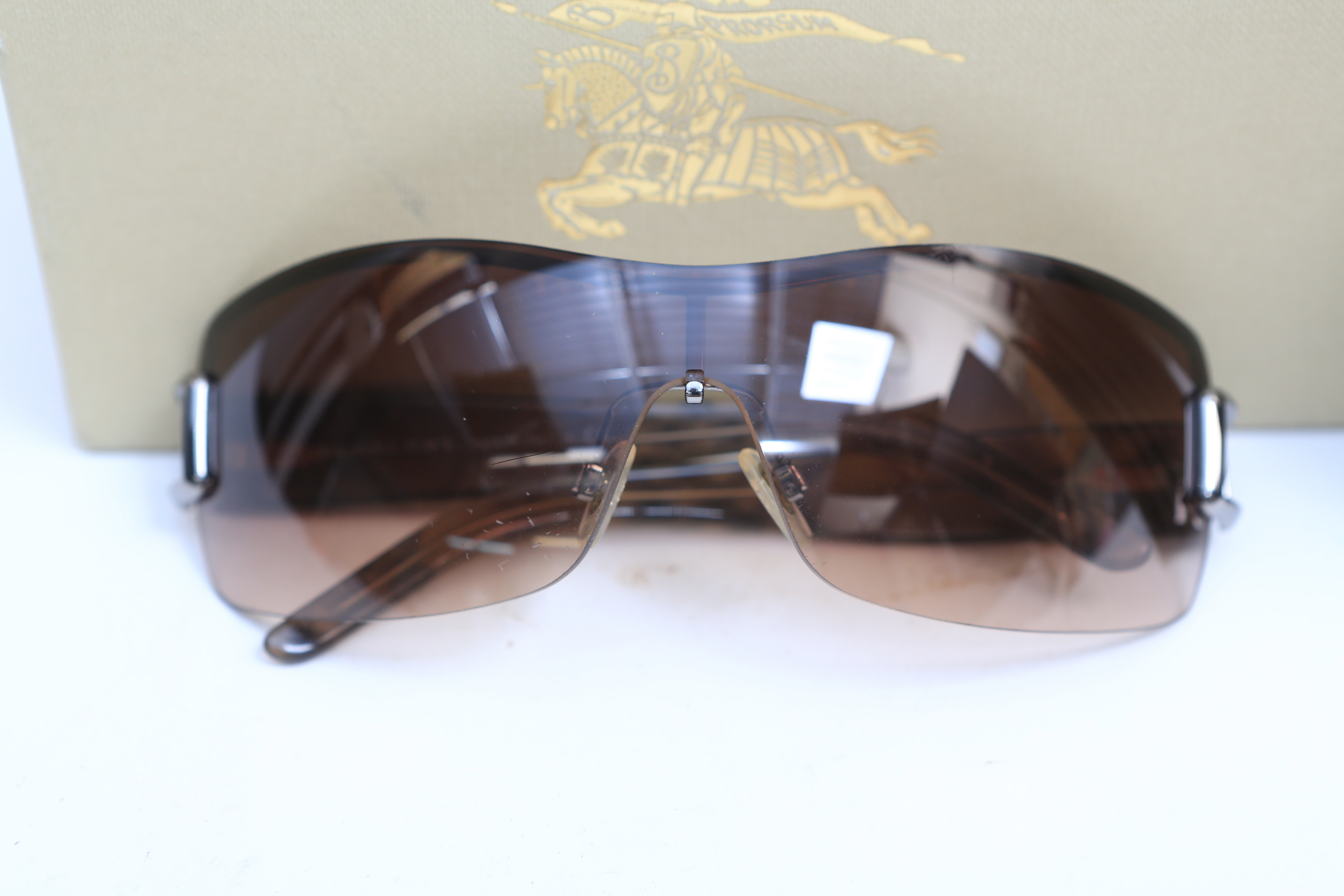 Burberry Italian Unisex Sunglasses Model B 3043 with Nova Check Case in Box