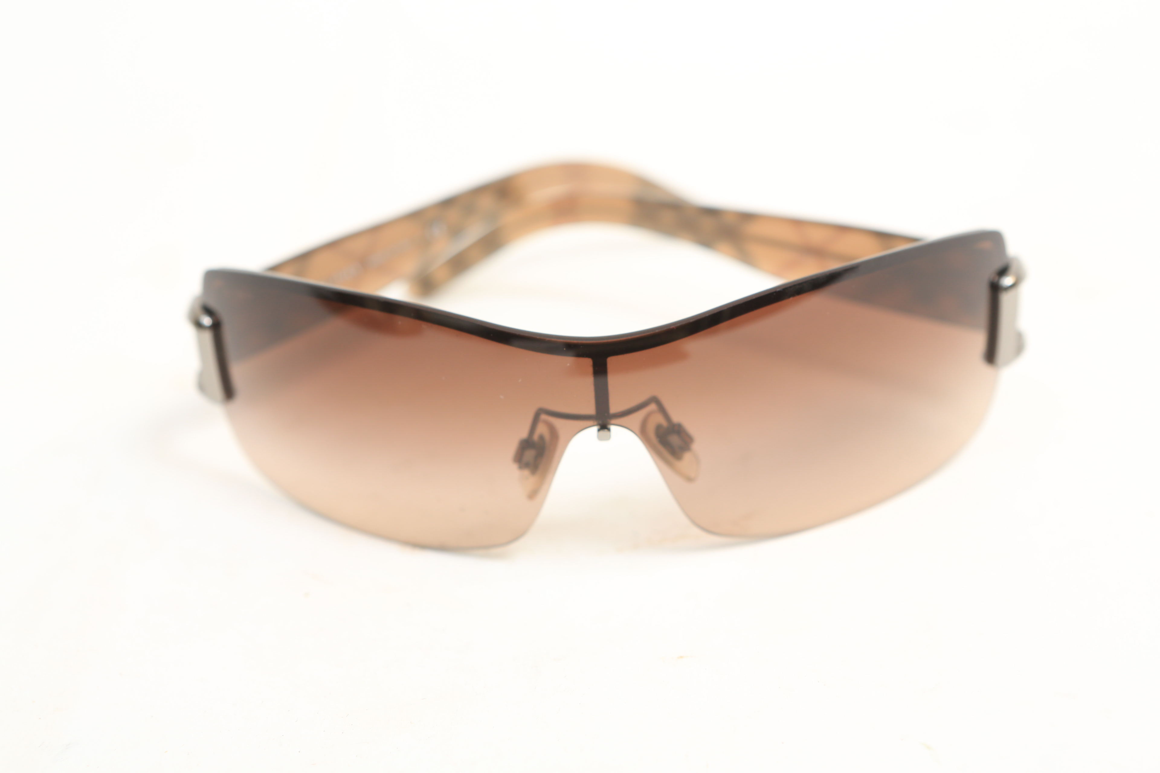 Burberry Italian Unisex Sunglasses Model B 3043 with Nova Check Case in Box