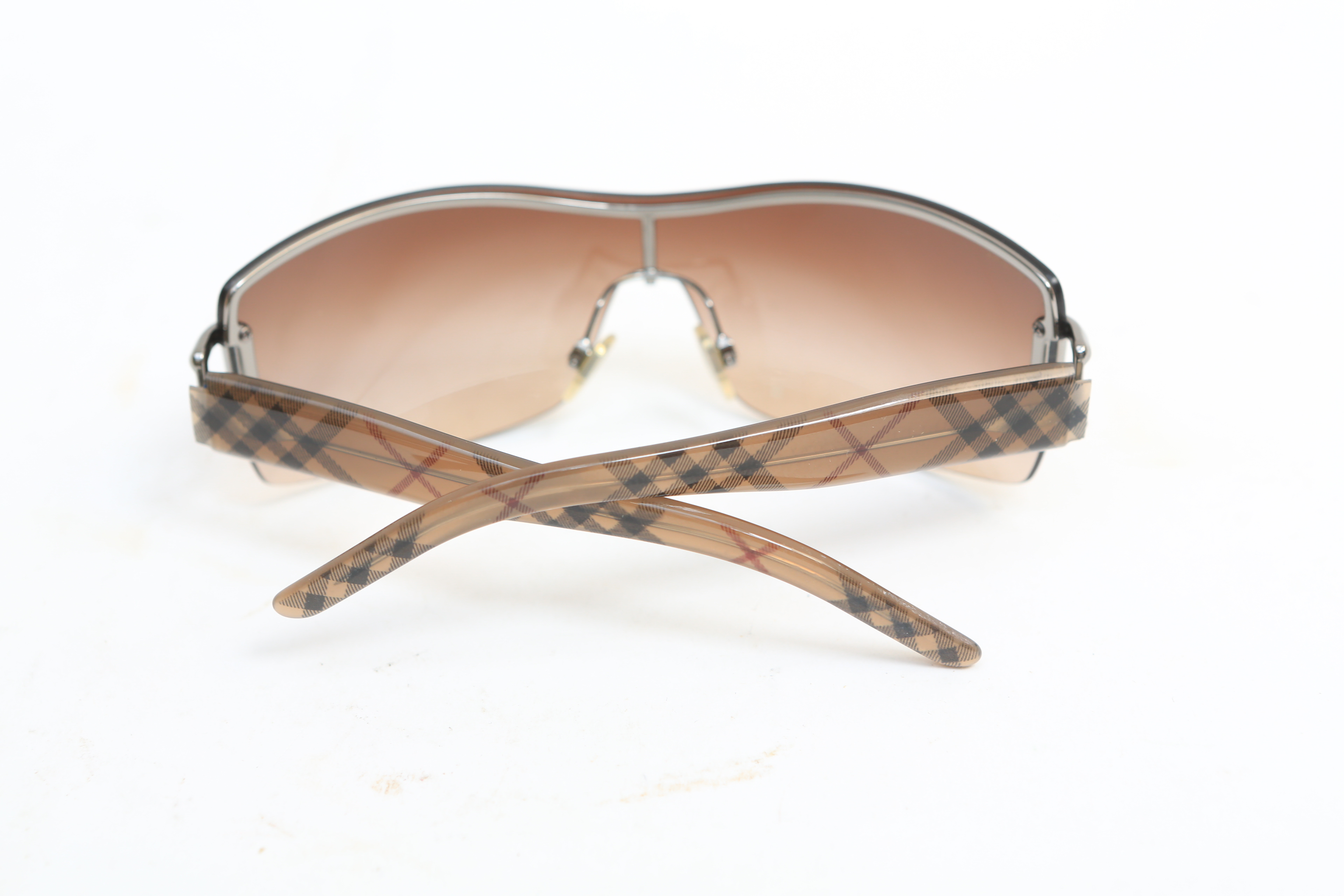 Burberry Italian Unisex Sunglasses Model B 3043 with Nova Check Case in Box