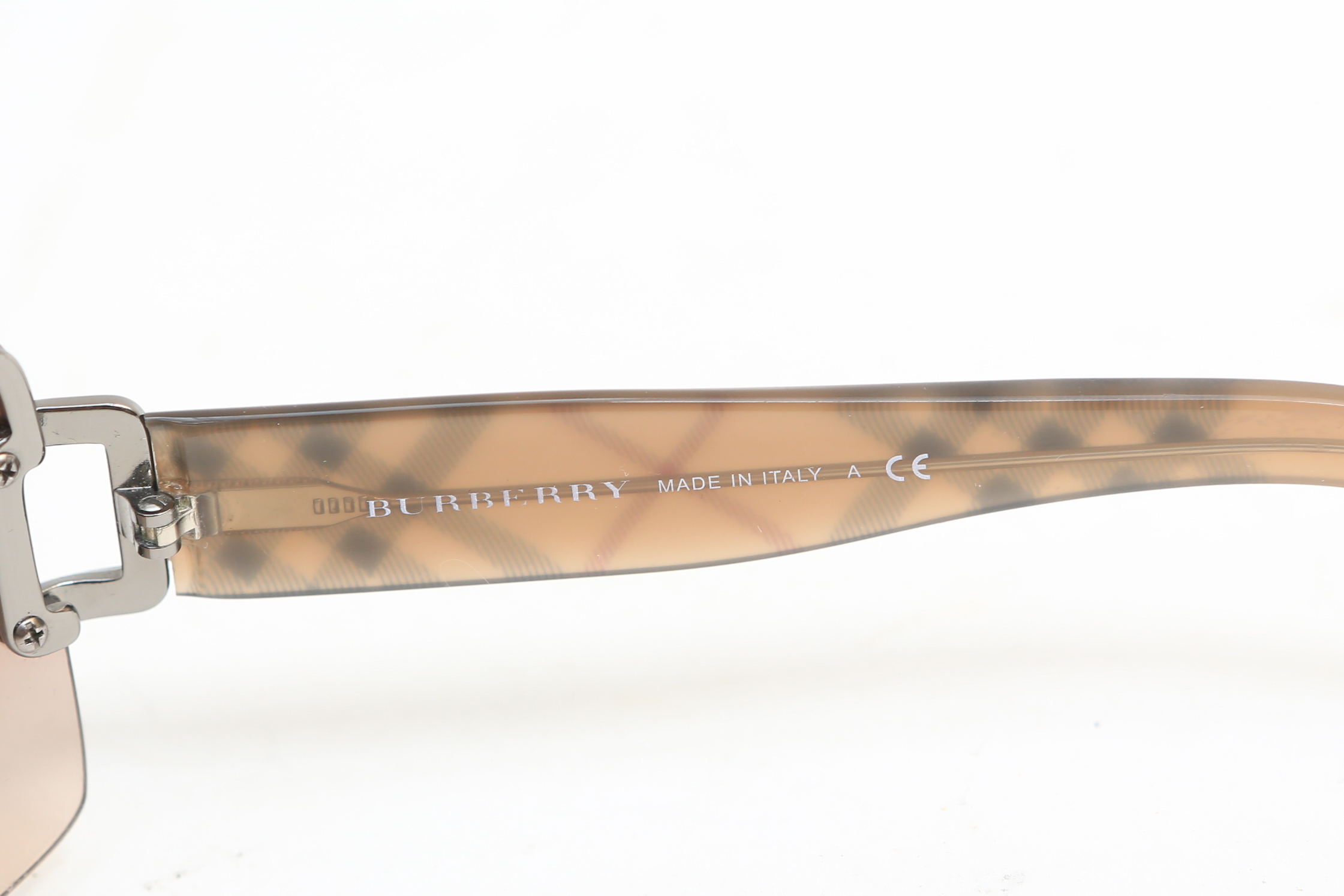 Burberry Italian Unisex Sunglasses Model B 3043 with Nova Check Case in Box