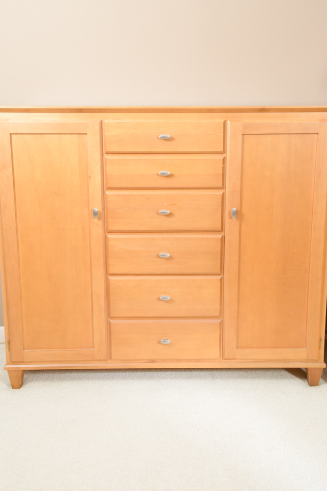 Ethan Allen Maple Chest of Drawers