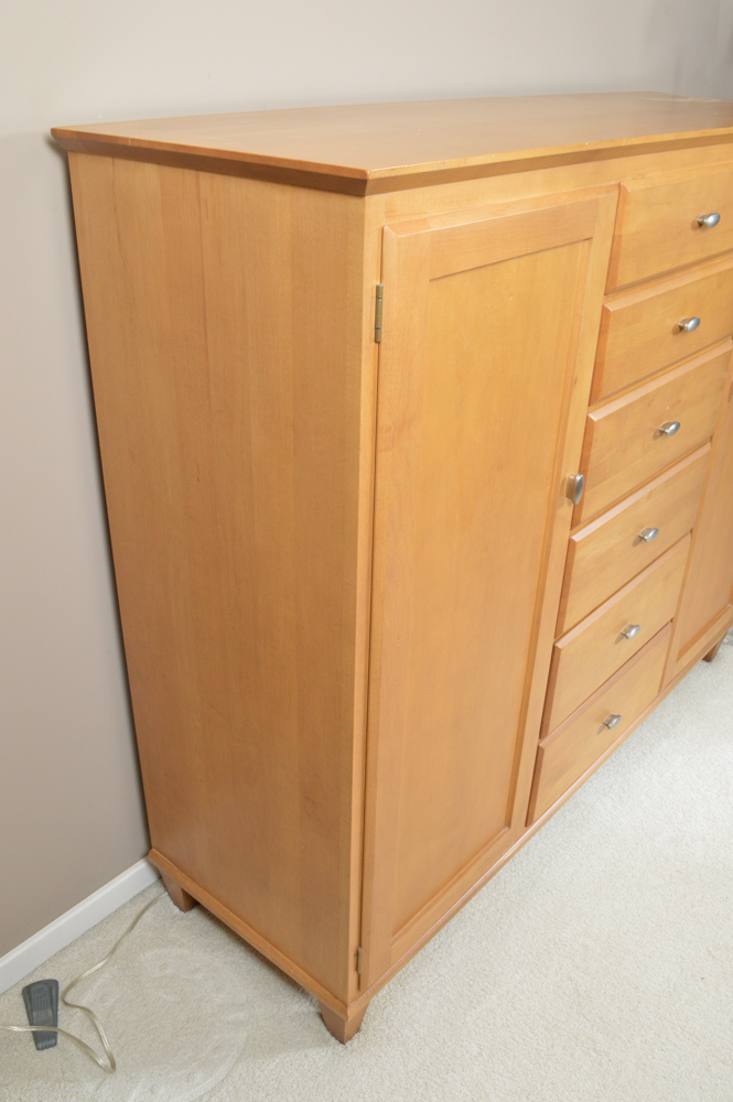 Ethan Allen Maple Chest of Drawers