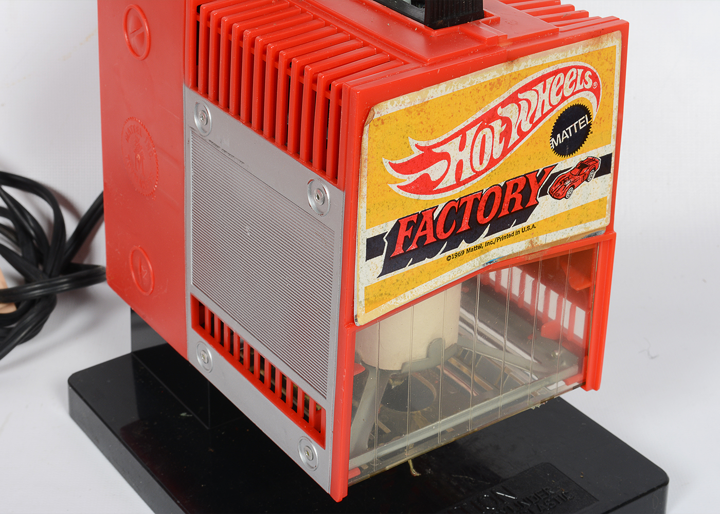Hot Wheels Factory and Talking Service Center with Cars