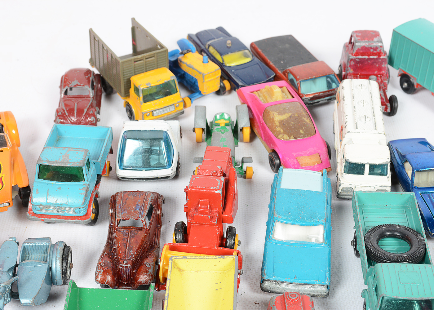 Hot Wheels Factory and Talking Service Center with Cars