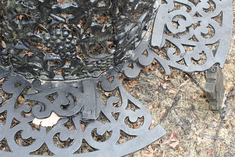 Cast Iron Circular Tree Bench