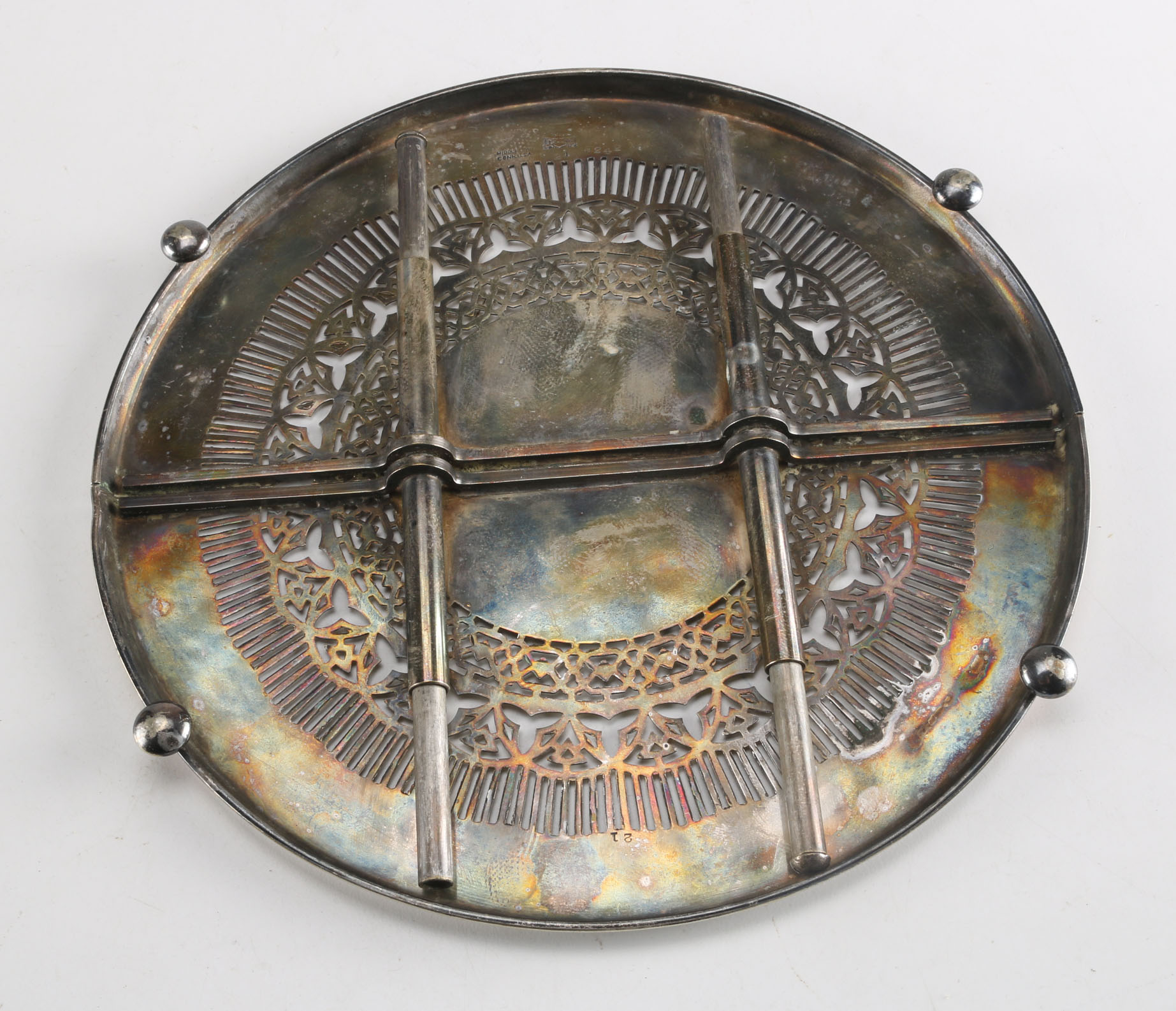 Circa 1940s Midsilcraft Silver Plate Expandable Trivet