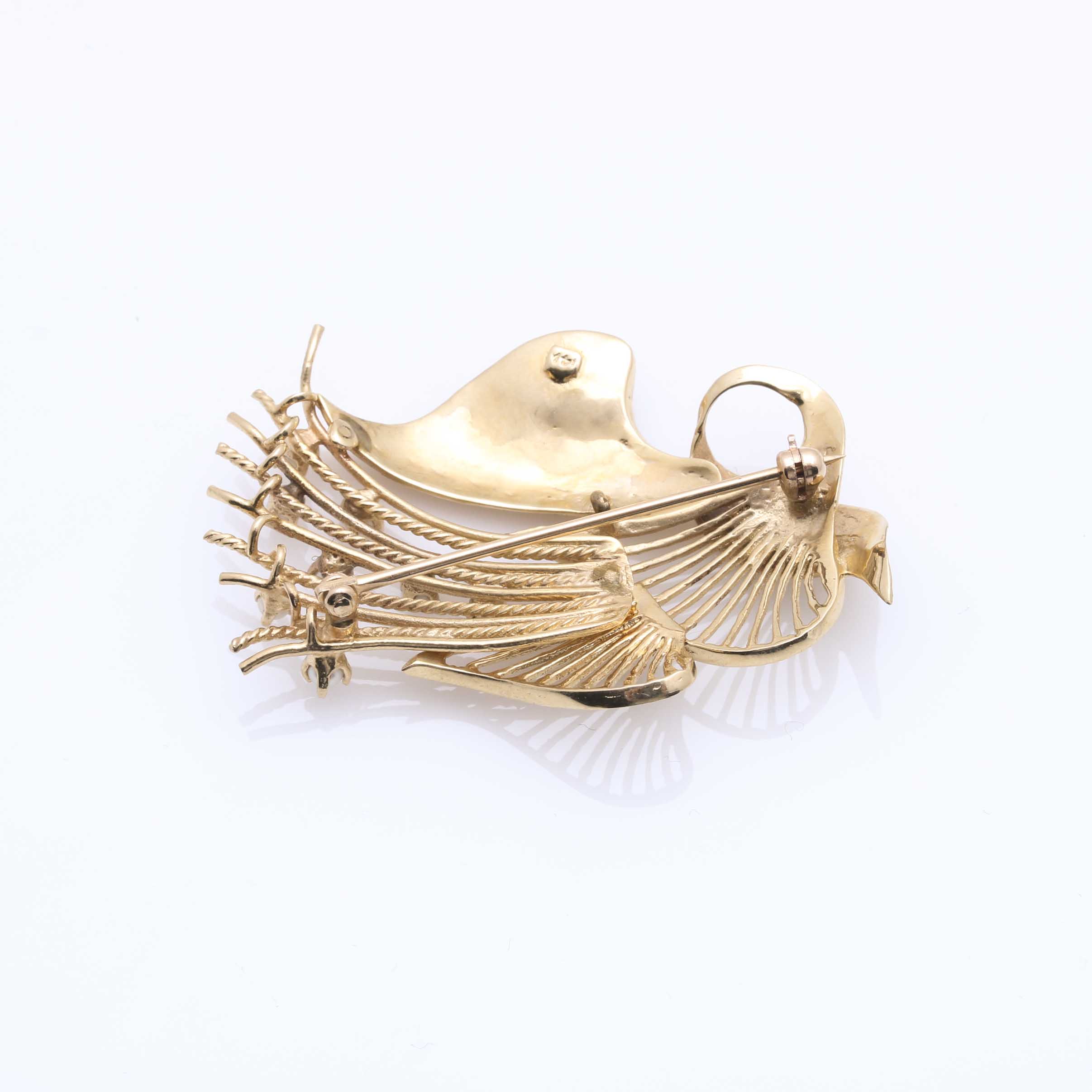 14K Yellow Gold Pearl Brooch