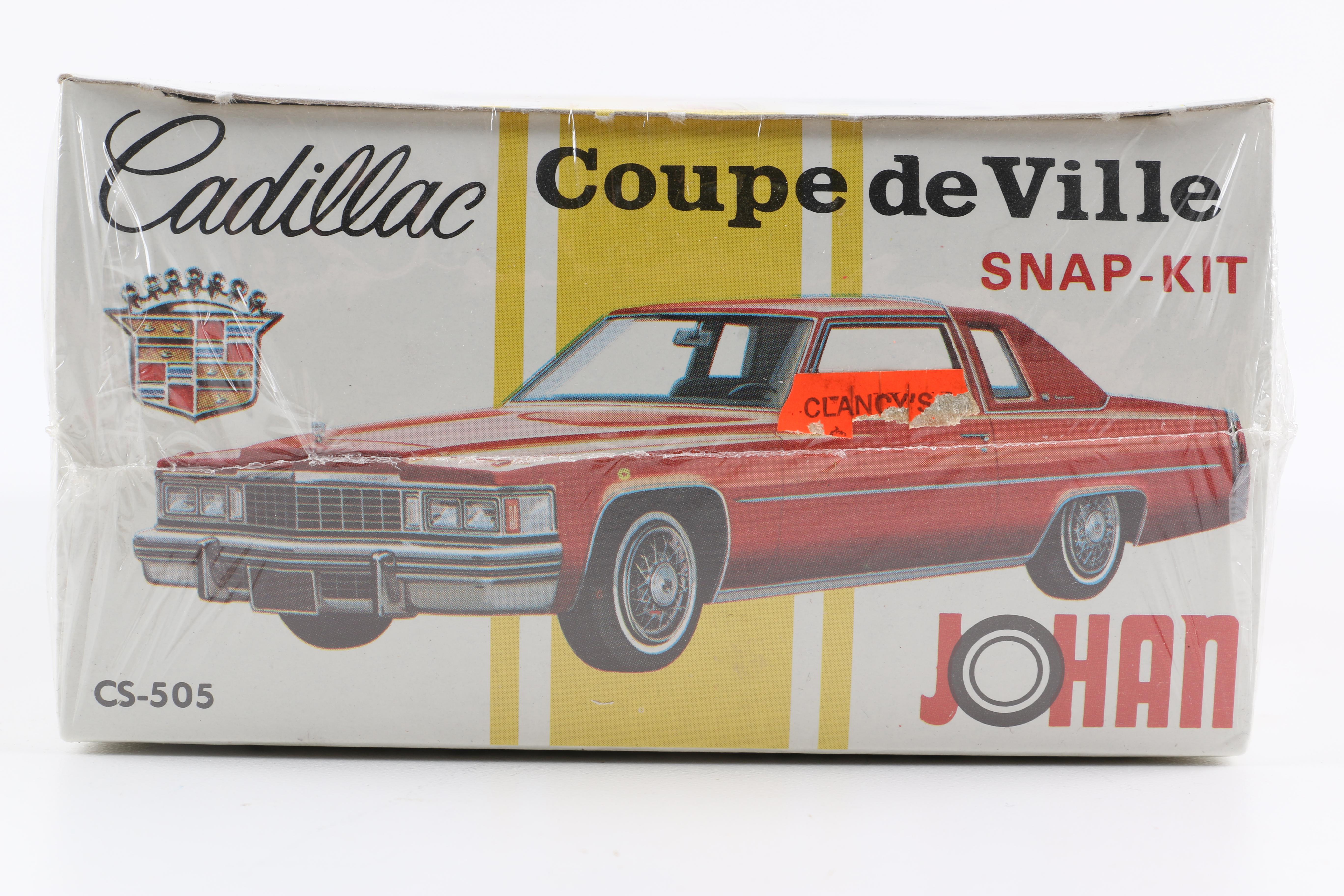 Pair of Johan Models