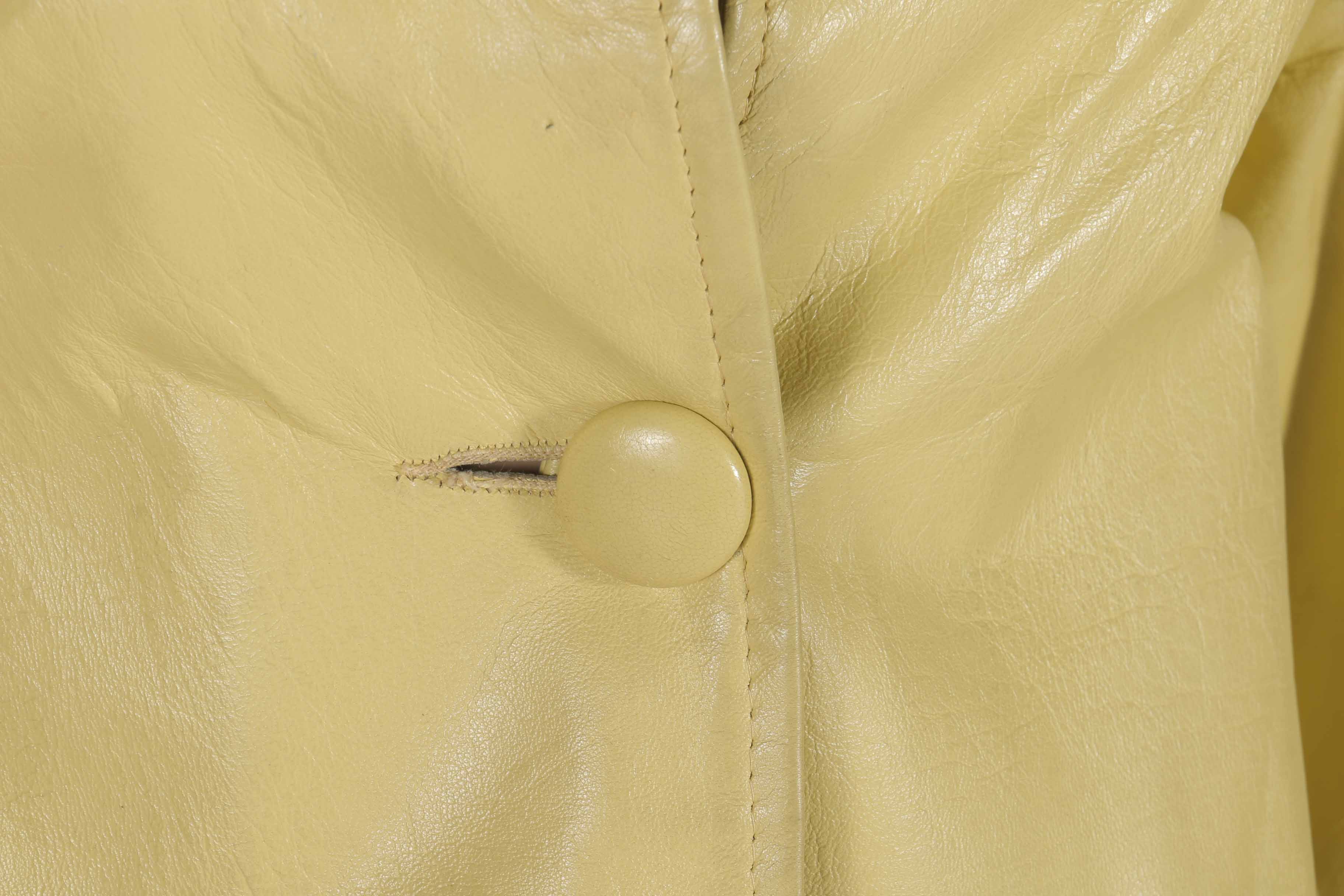 Woman's  Overcoat with Faux Fur Collar