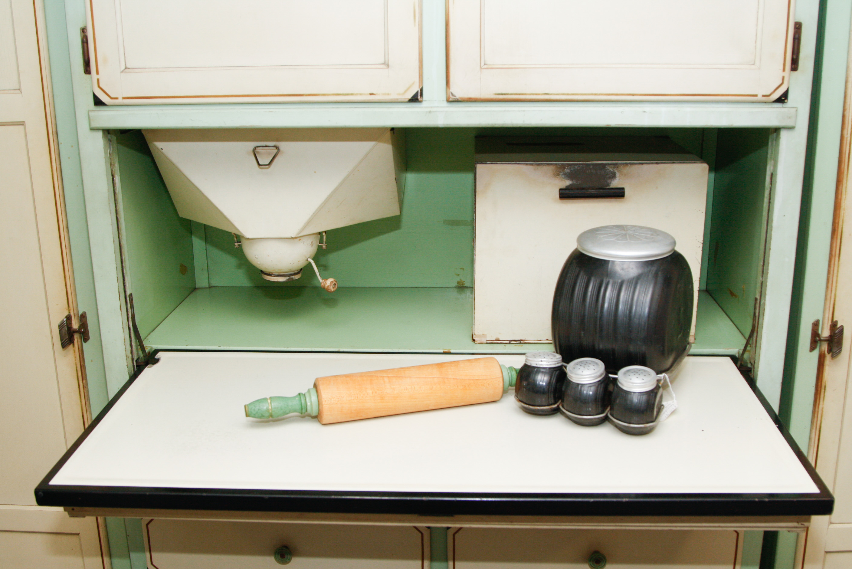 Antique Sellers Three-Piece Baker's Kitchen Wall Unit