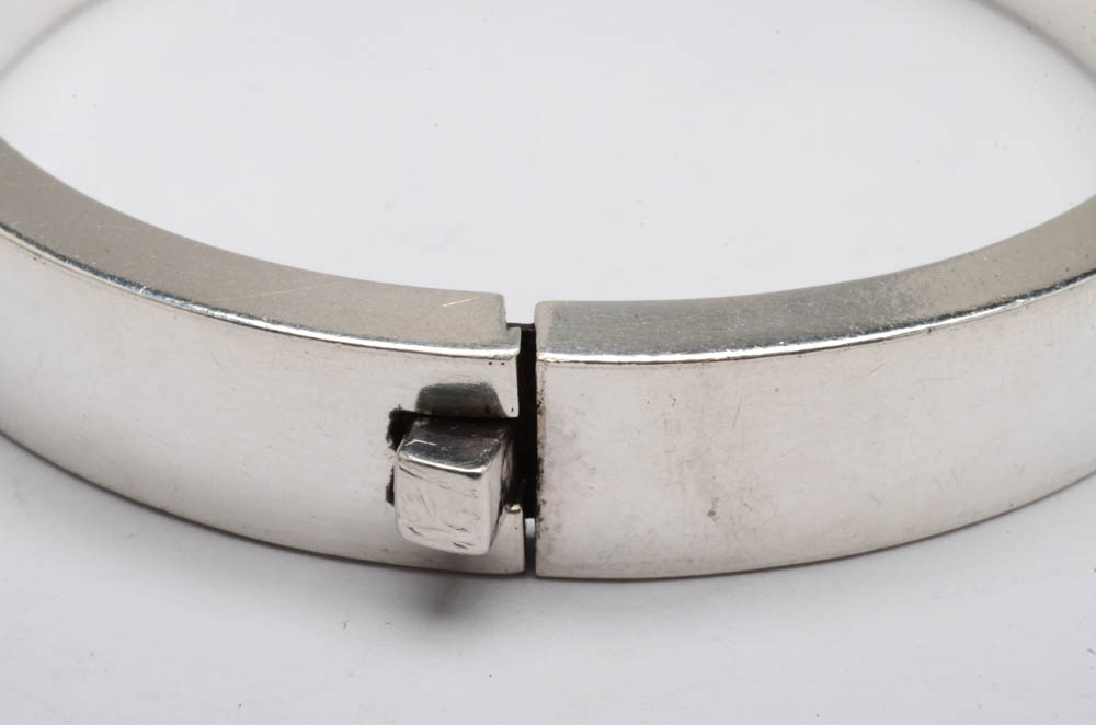 Sterling Silver Hinged Bangle Bracelet