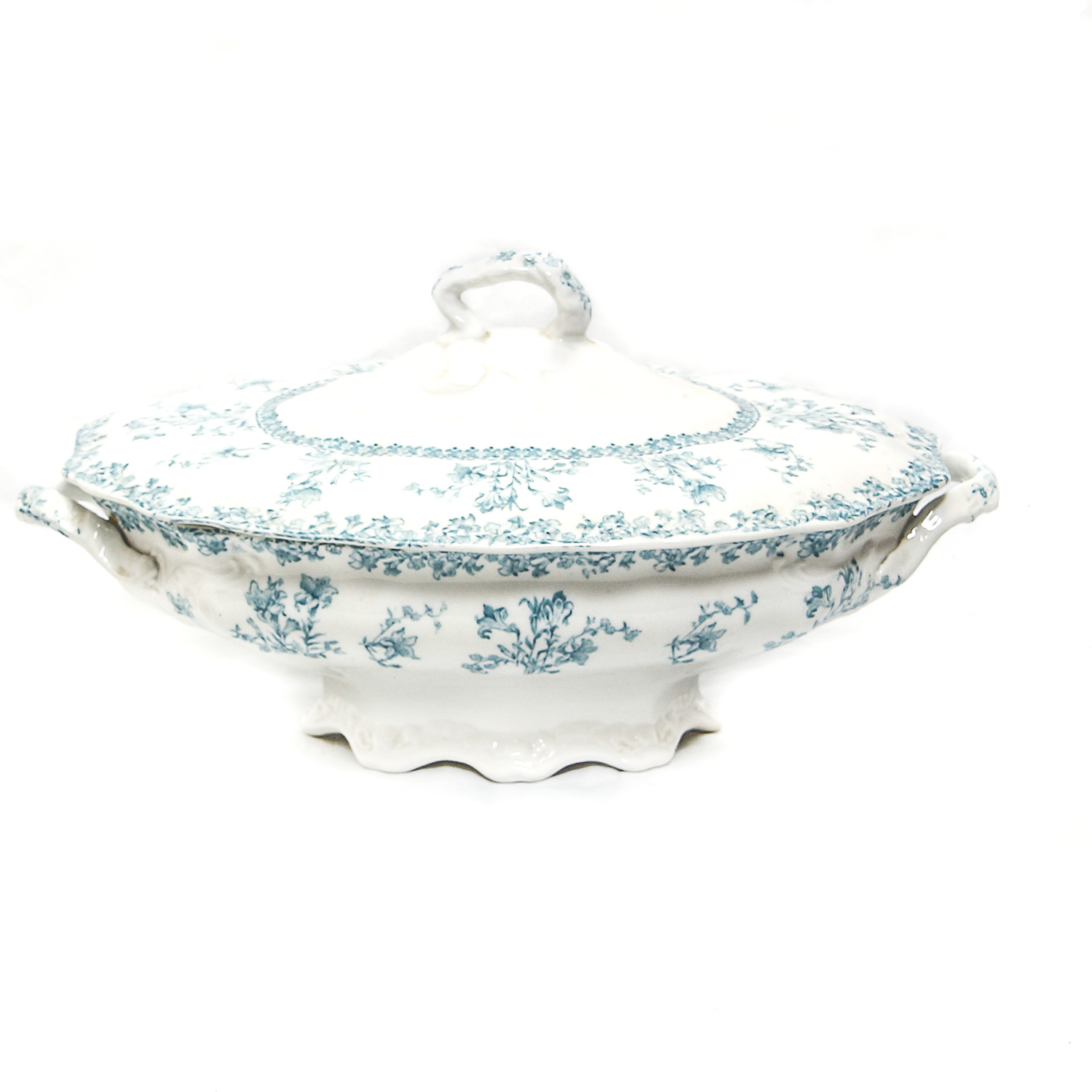 Vintage Hampton Blue and White Covered Serving Dish by New Wharf Pottery England