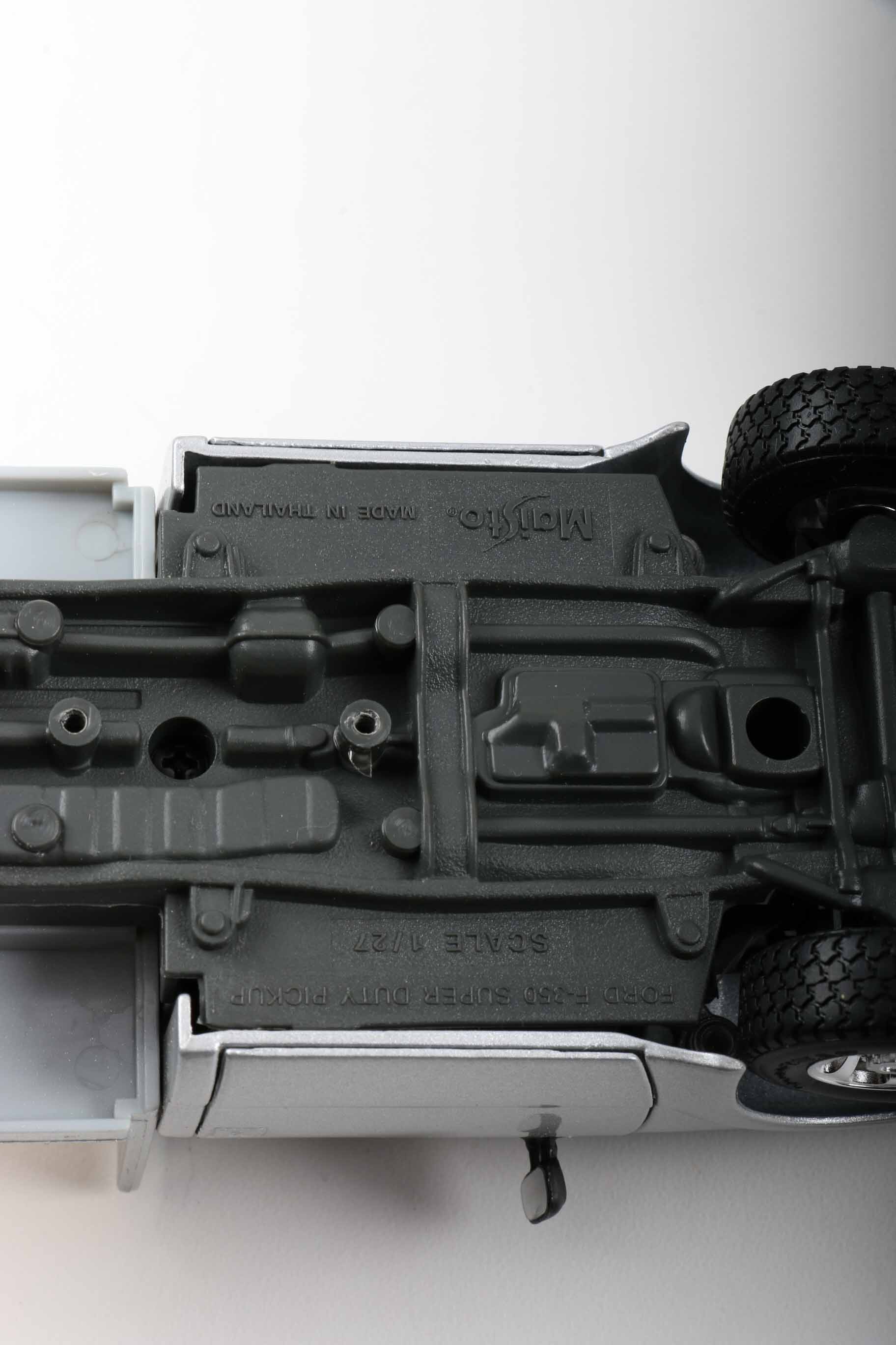 Maisto Die-Cast Ford Truck Collection