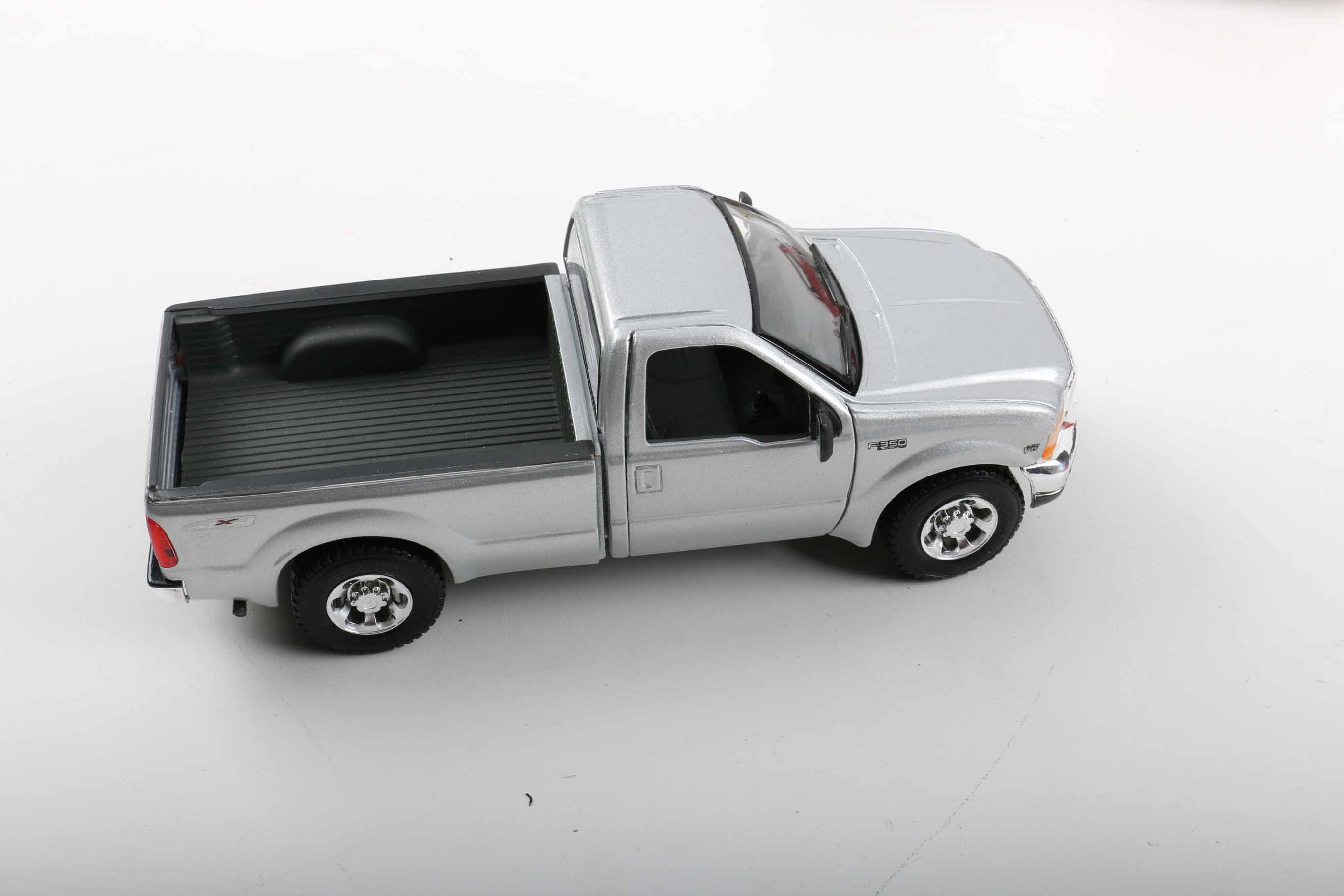 Maisto Die-Cast Ford Truck Collection
