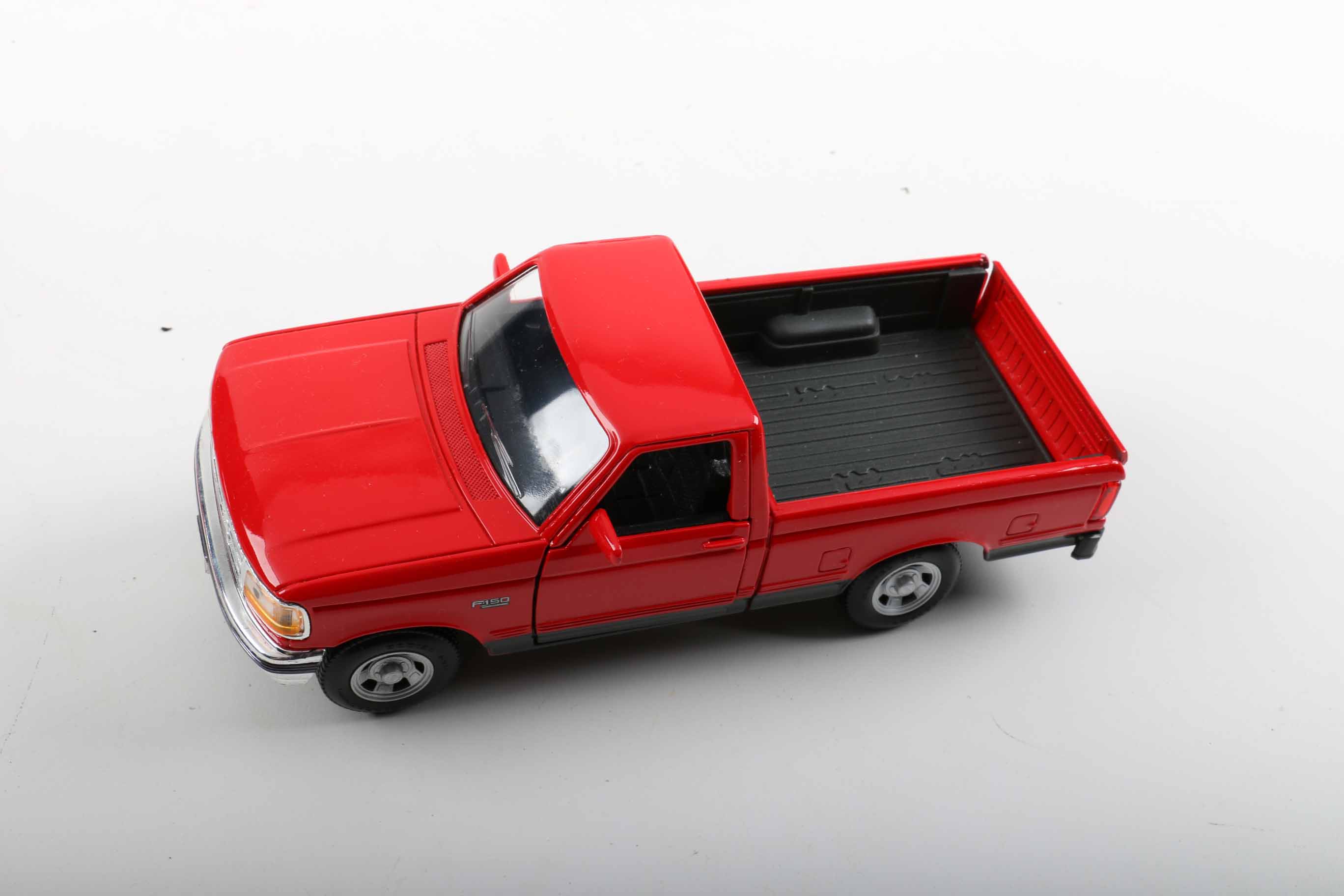 Maisto Die-Cast Ford Truck Collection