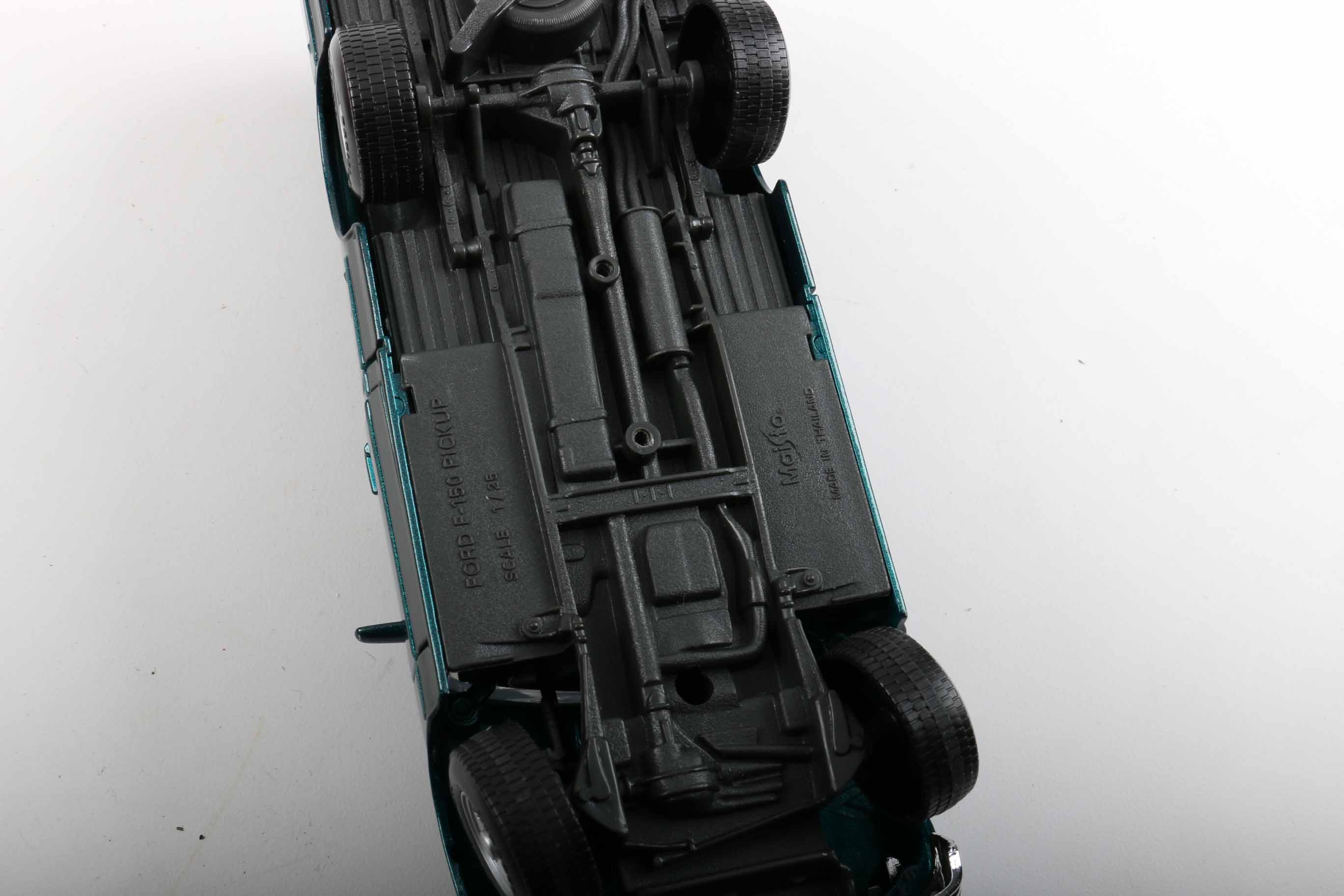 Maisto Die-Cast Ford Truck Collection