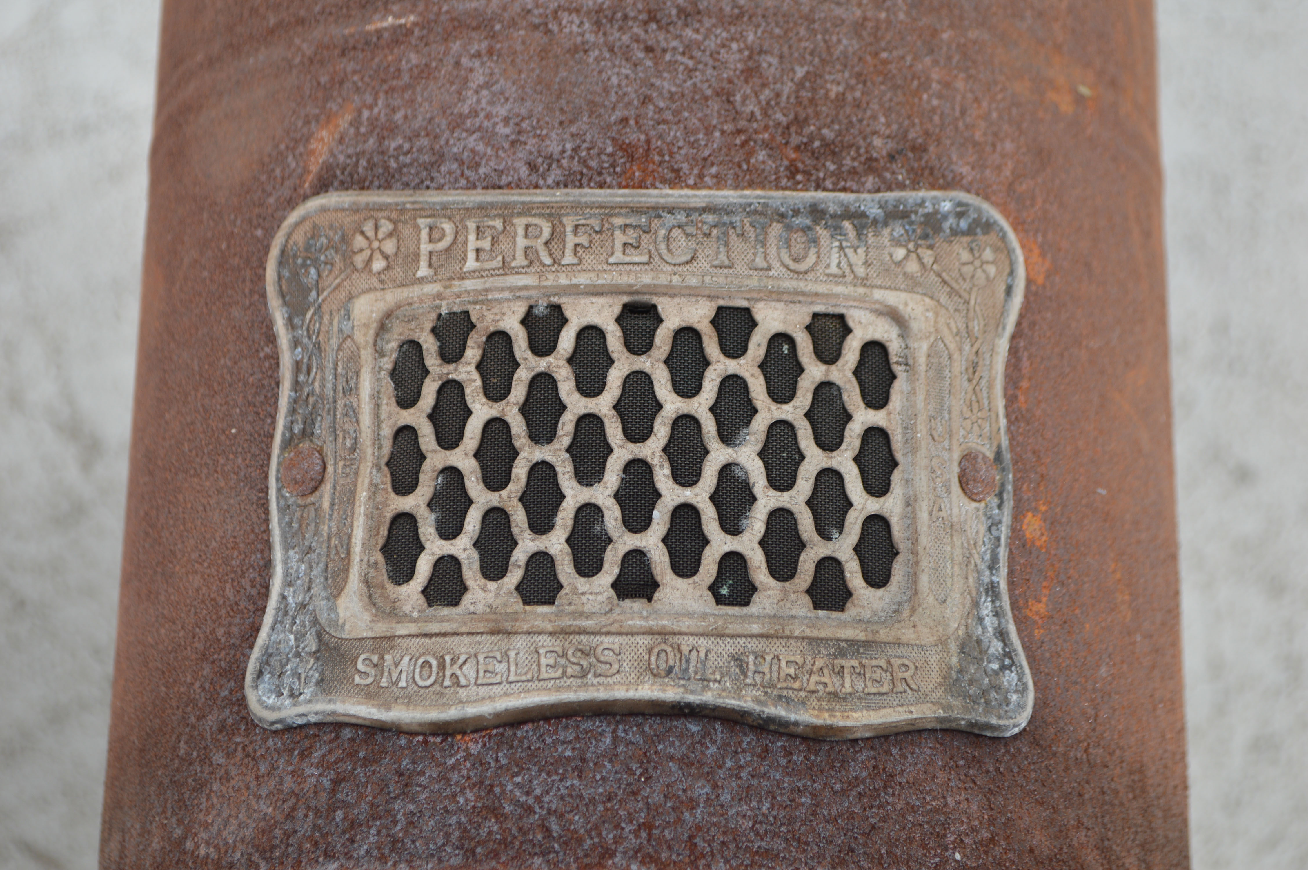 Vintage Perfection Smokeless Oil Heater