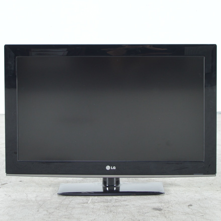 LG 32" Flat Screen Television