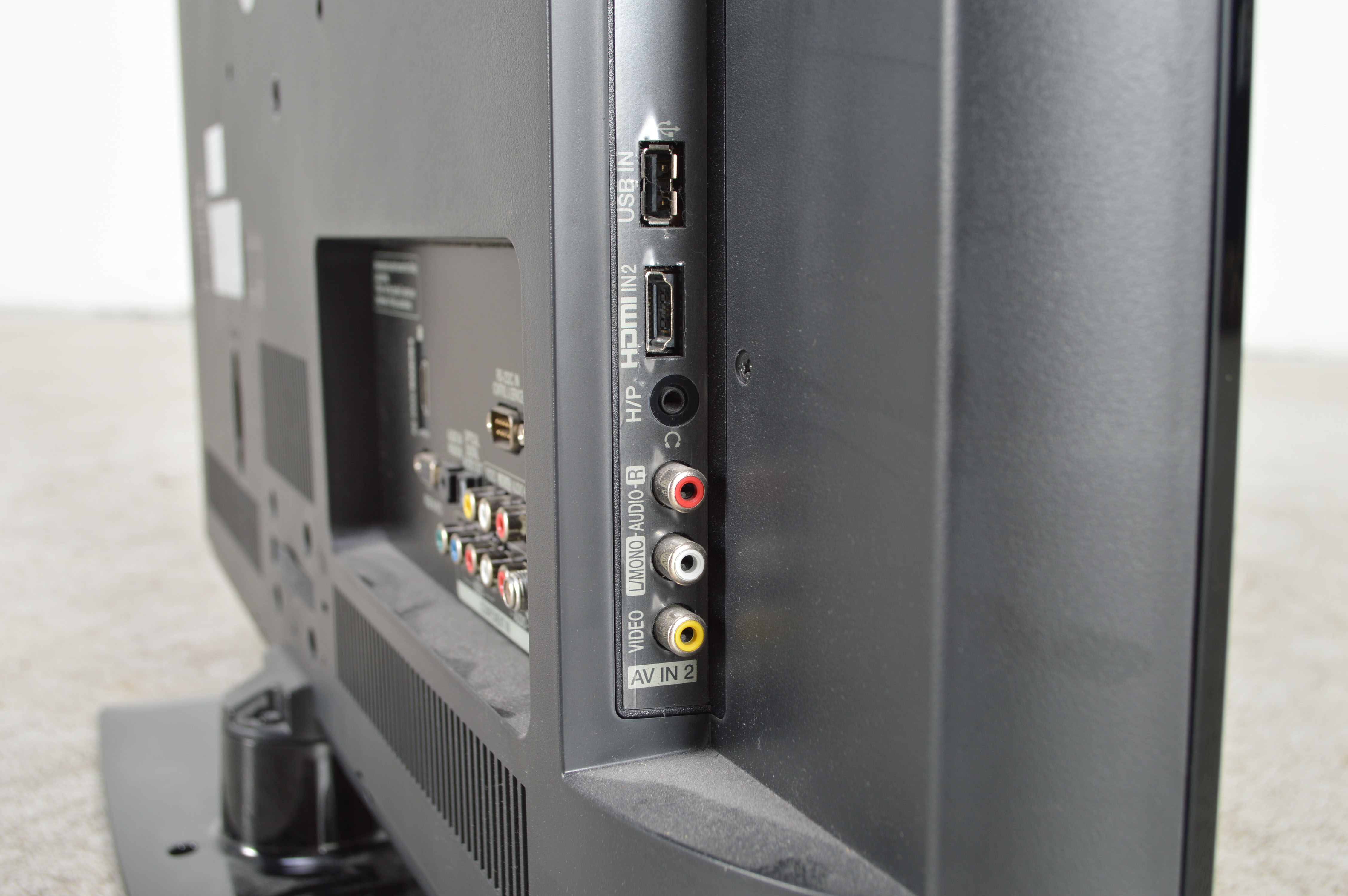 LG 32" Flat Screen Television