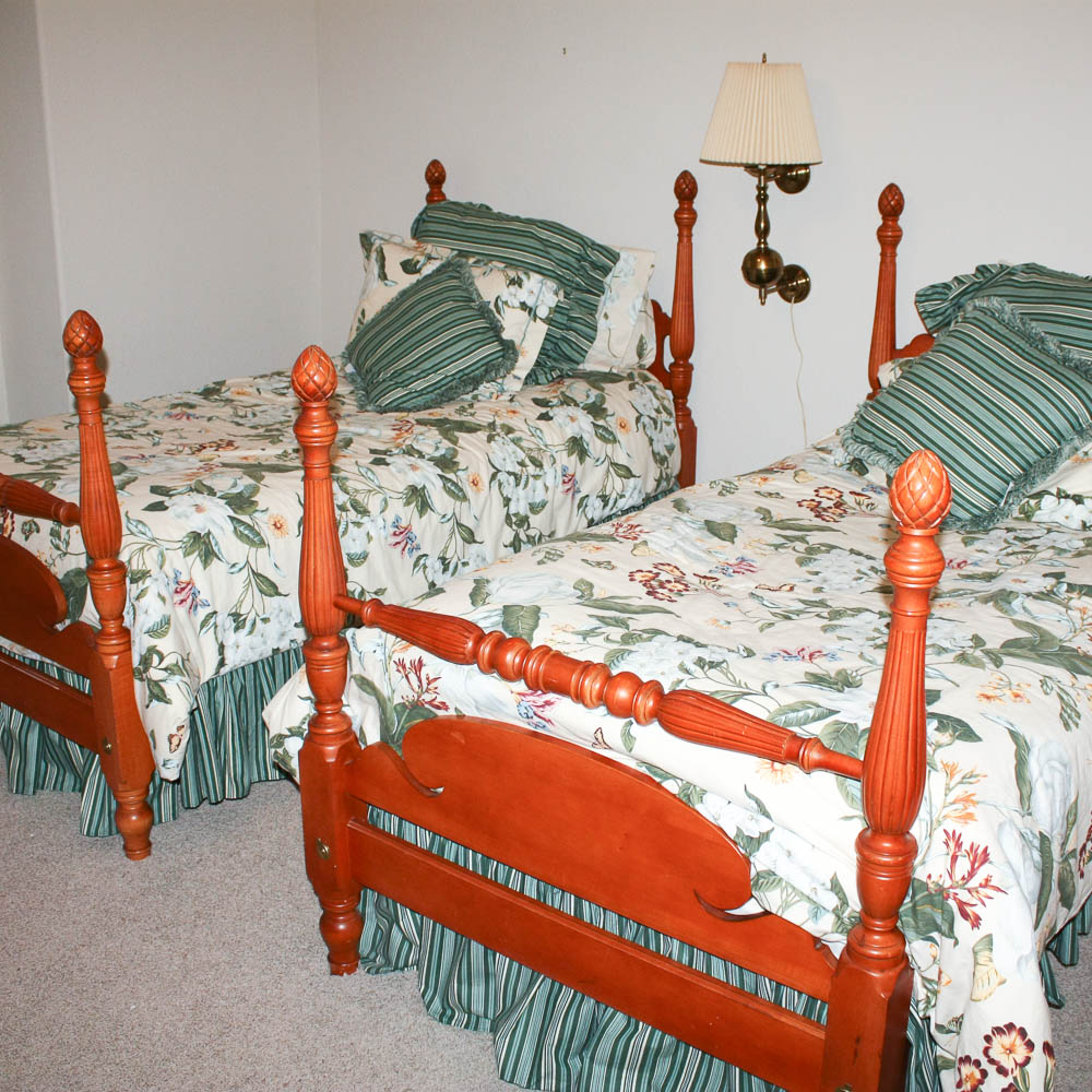 Pair of Kling Federal Style Maple Twin Beds and Bedding