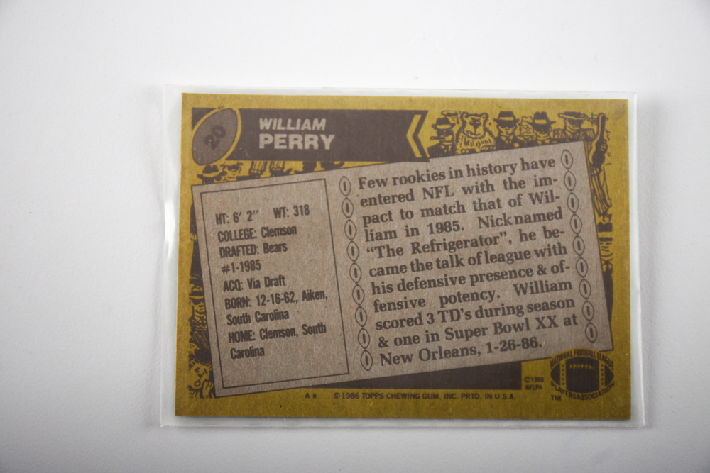 Collection of Vintage Football and Baseball Cards