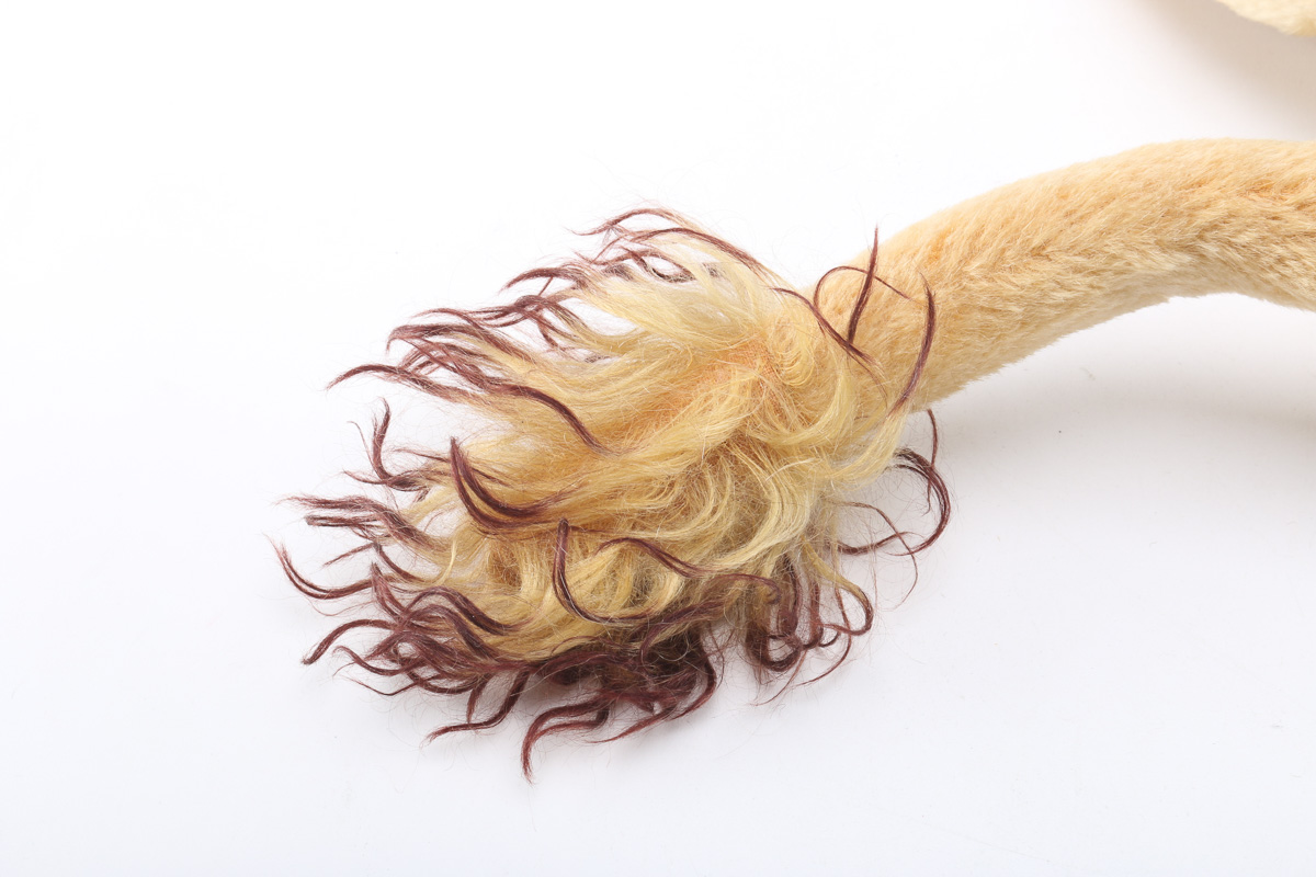 Steiff Original Marke Stuffed Lion "Leo"