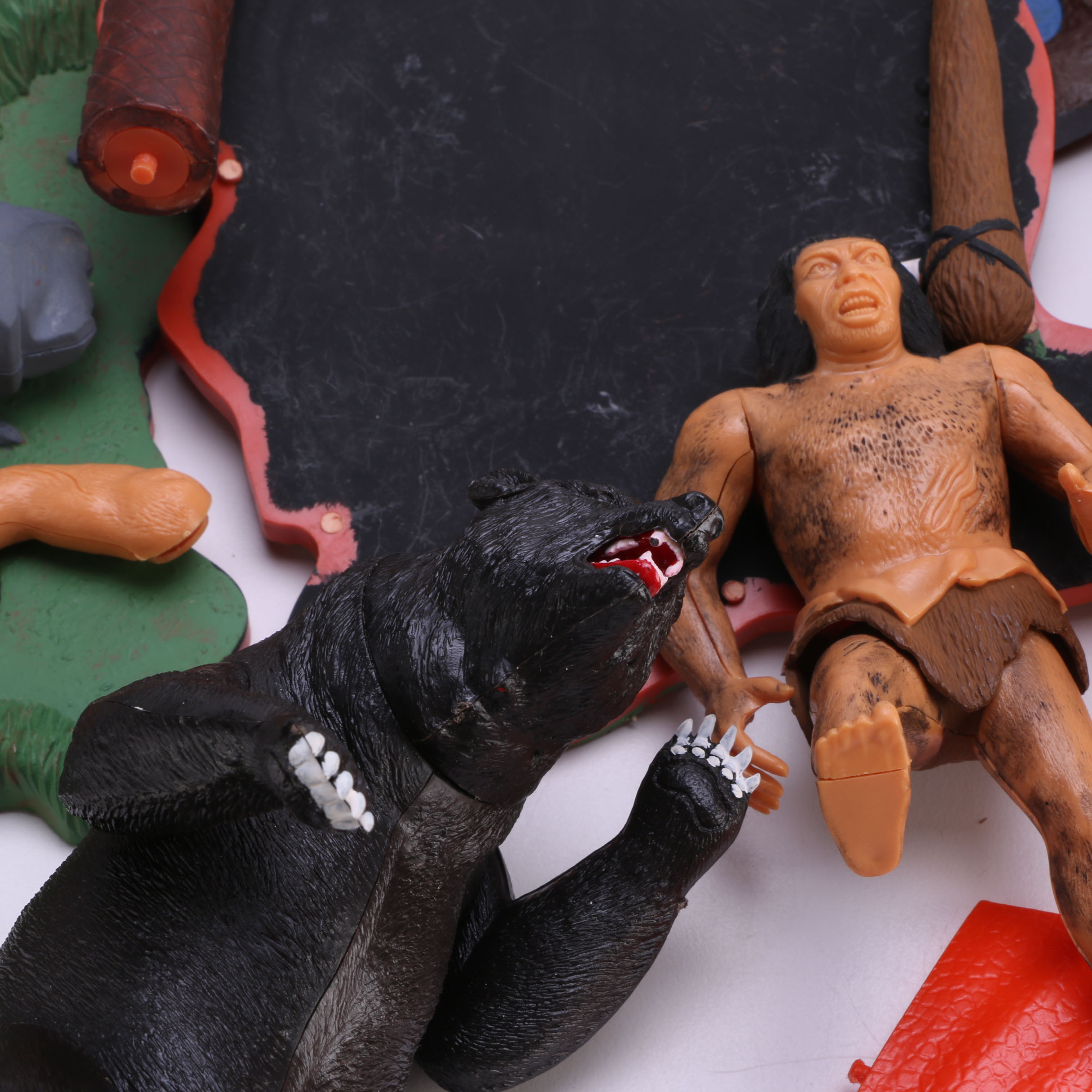 Aurora "Prehistoric Scenes: Tar Pit" Plastic Toy Models