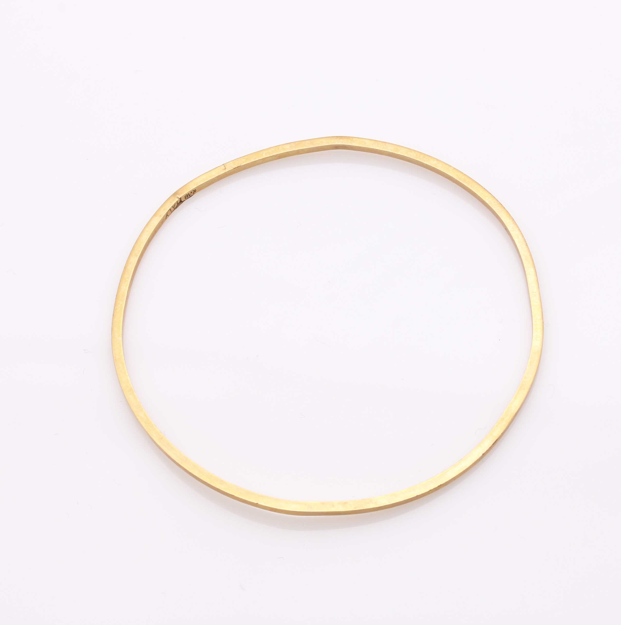 18K Yellow Gold Bangle Bracelet