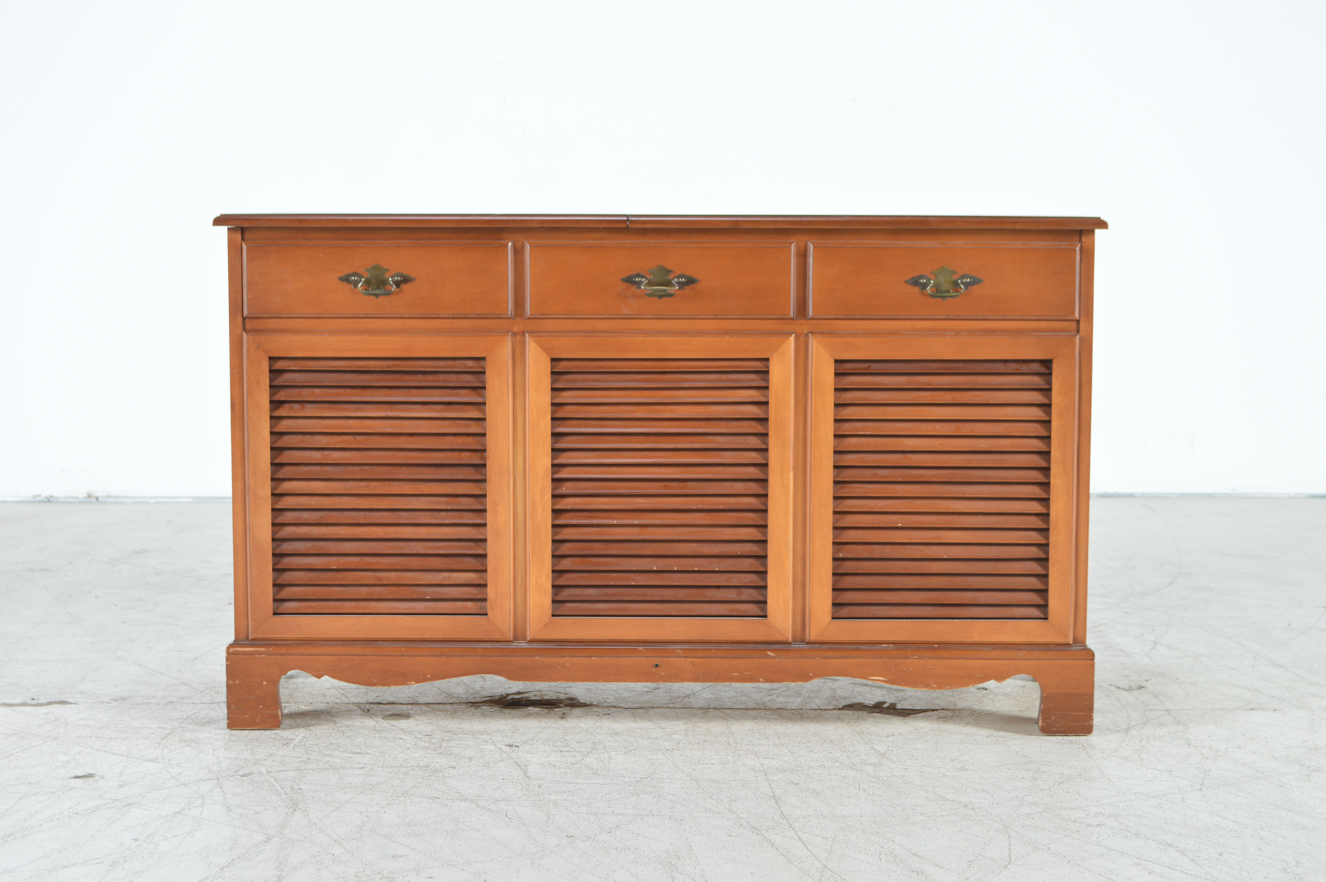 The Fisher Heritage Series 'Electra' Walnut Stereo Console