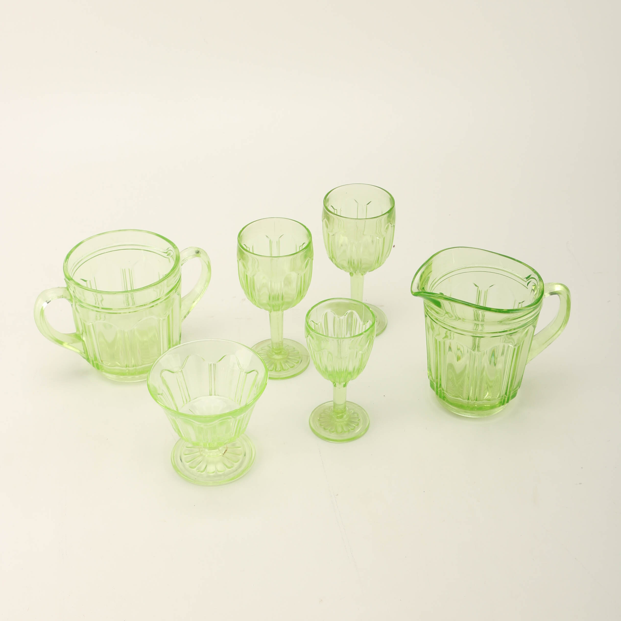 Vaseline Glassware Set