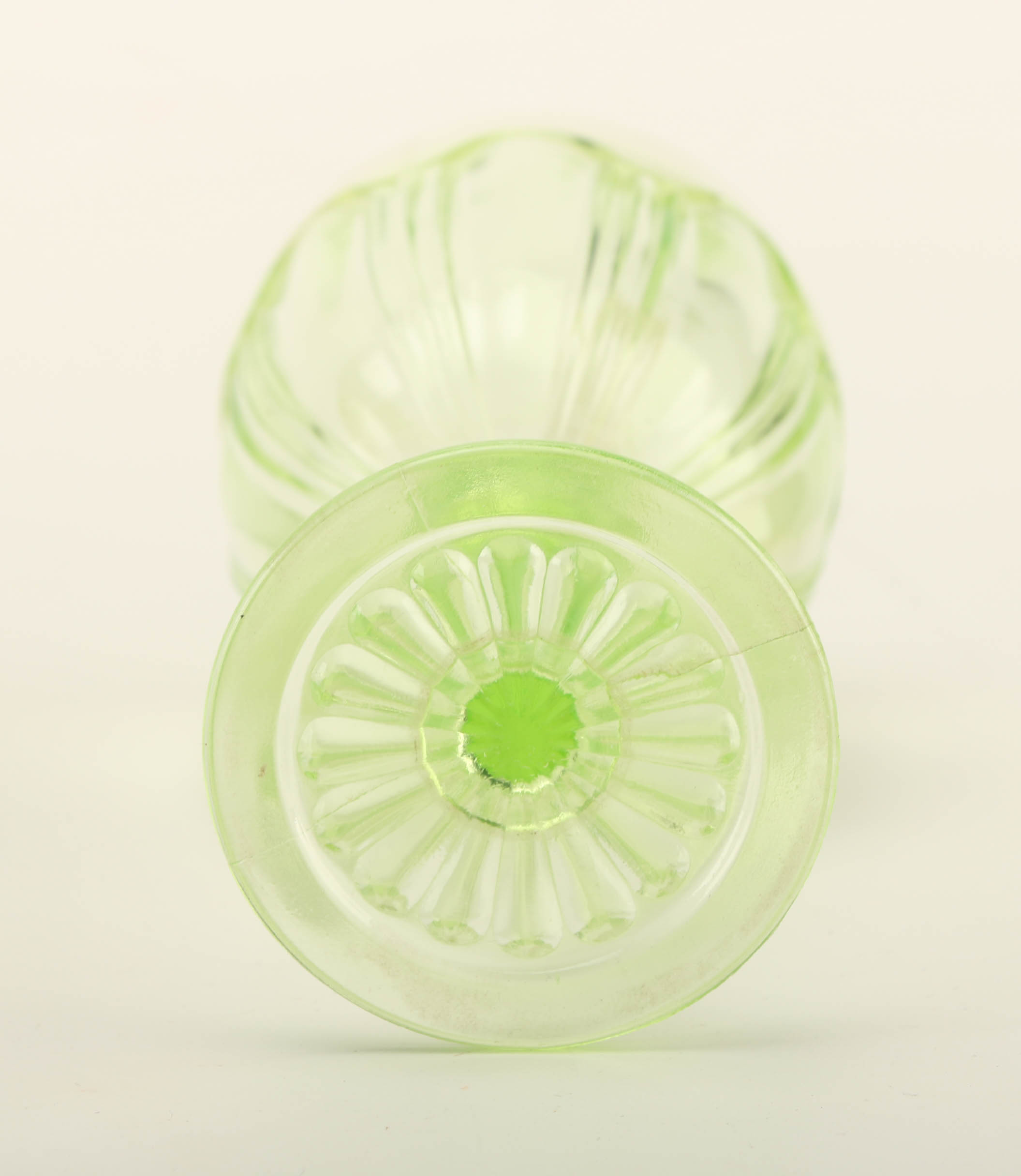 Vaseline Glassware Set